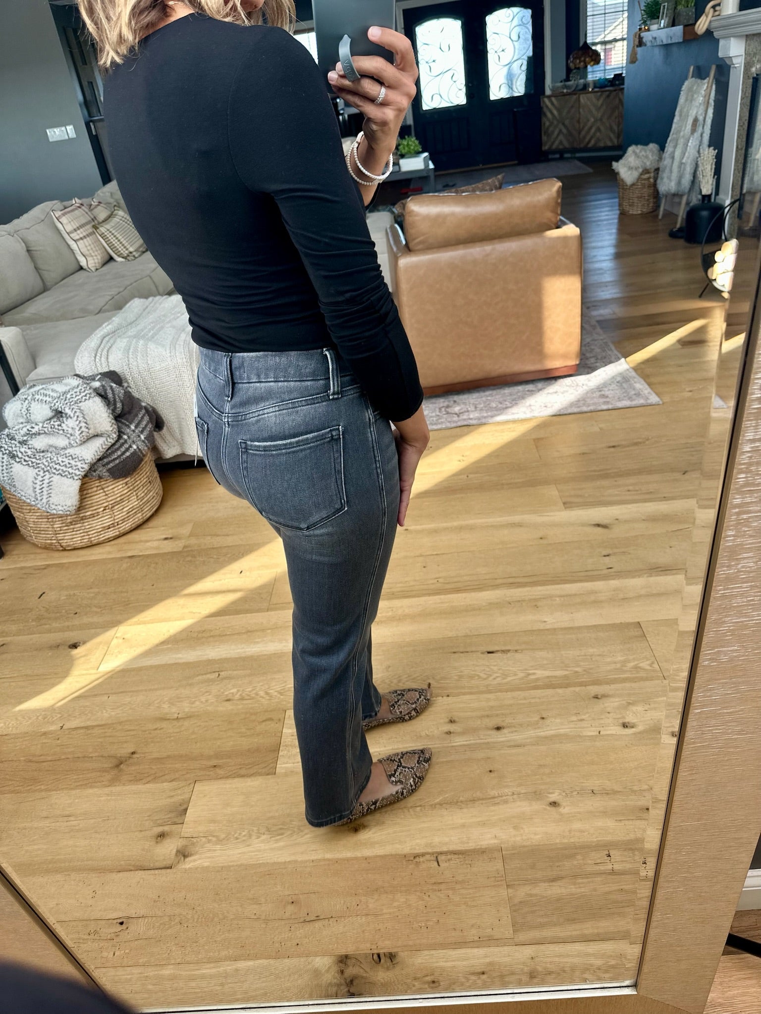 The Stasia Mid-Rise Ankle Straight Denim-Vervet-Anna Kaytes Boutique, Women's Fashion Boutique in Grinnell, Iowa
