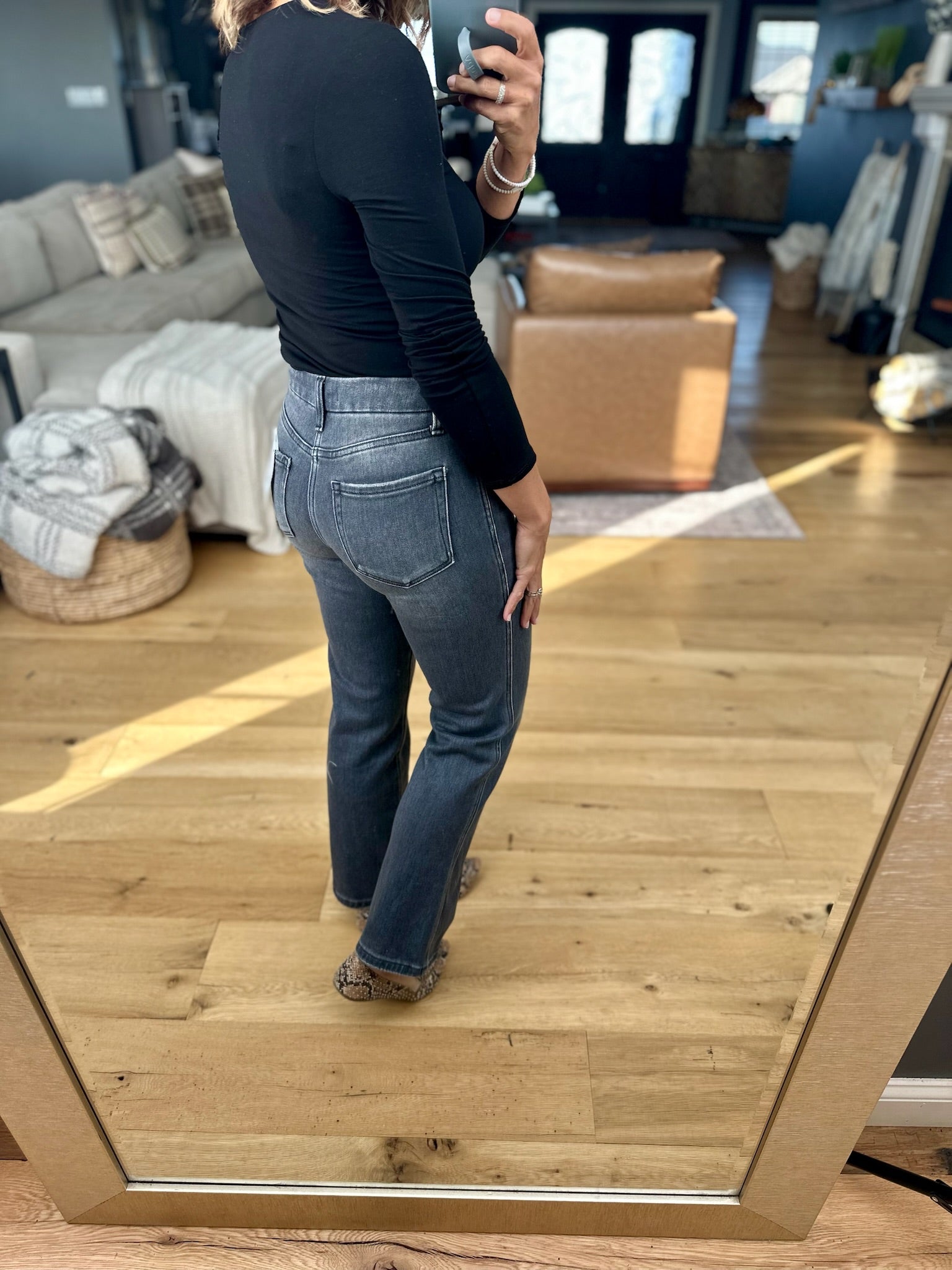 The Stasia Mid-Rise Ankle Straight Denim-Vervet-Anna Kaytes Boutique, Women's Fashion Boutique in Grinnell, Iowa