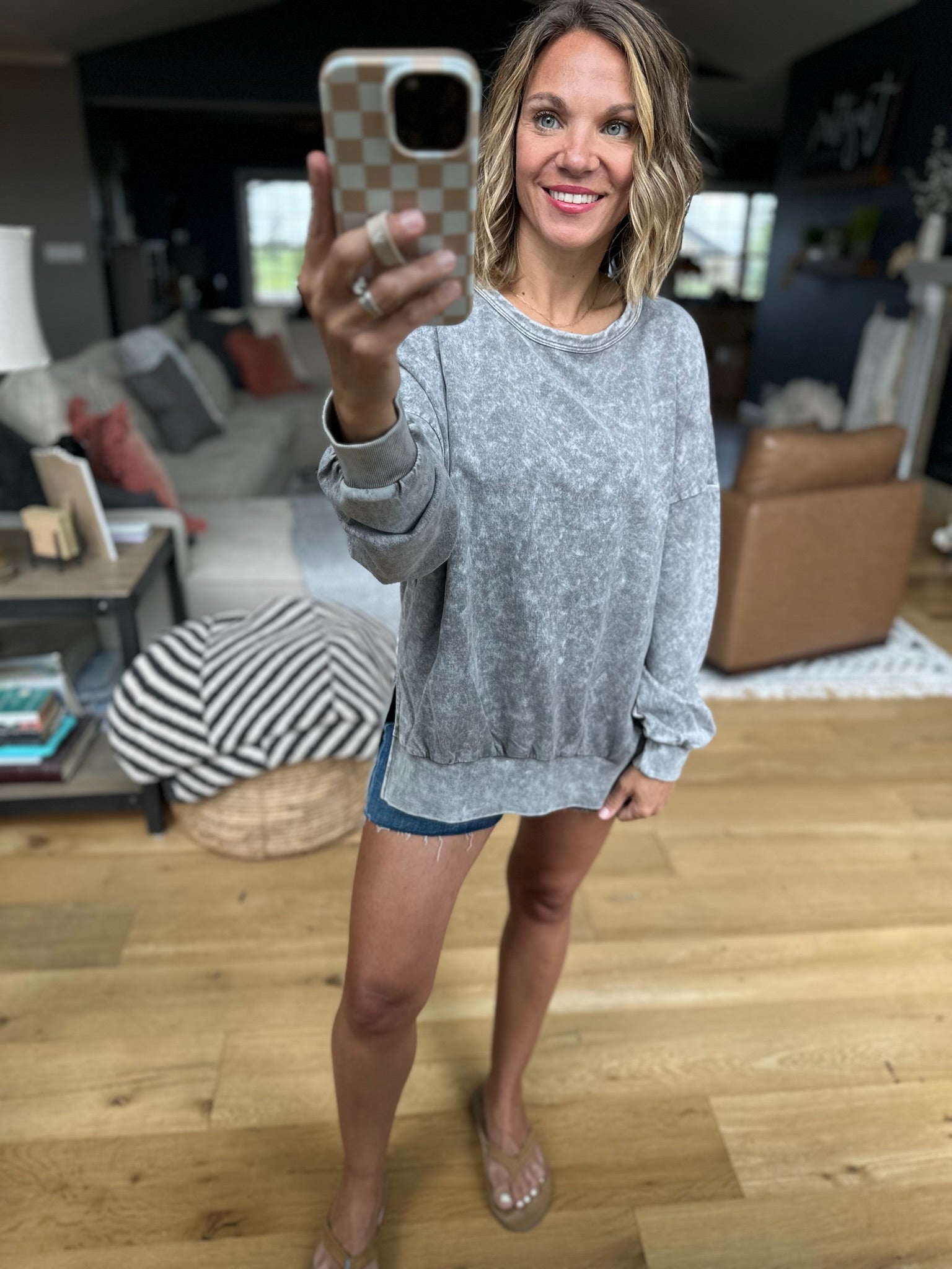 Right Away Washed Crew Sweatshirt-Blu Pepper-Anna Kaytes Boutique, Women's Fashion Boutique in Grinnell, Iowa