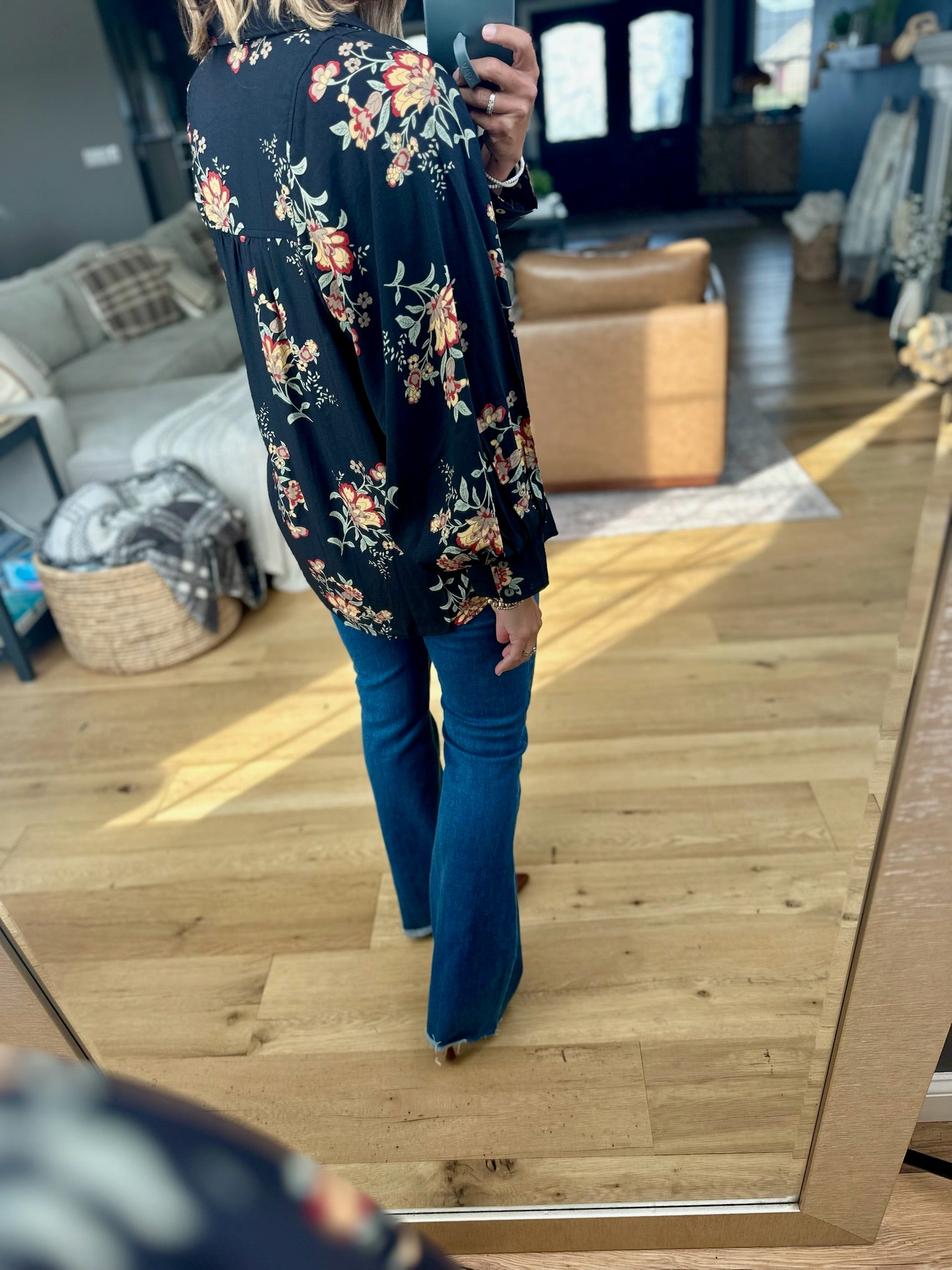 Moonlight Flowers Button-Down Top-Entro-Anna Kaytes Boutique, Women's Fashion Boutique in Grinnell, Iowa