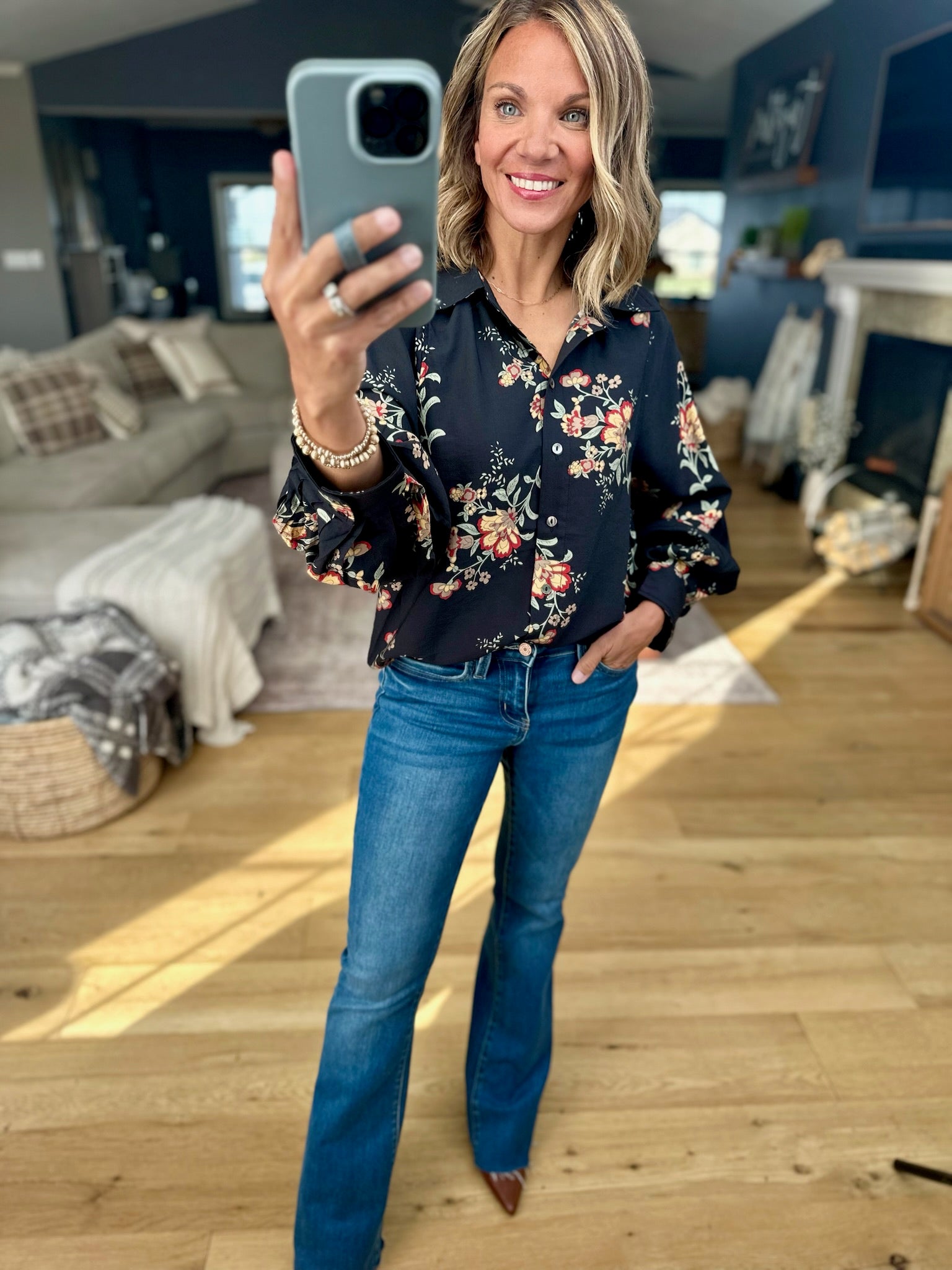 Moonlight Flowers Button-Down Top-Entro-Anna Kaytes Boutique, Women's Fashion Boutique in Grinnell, Iowa