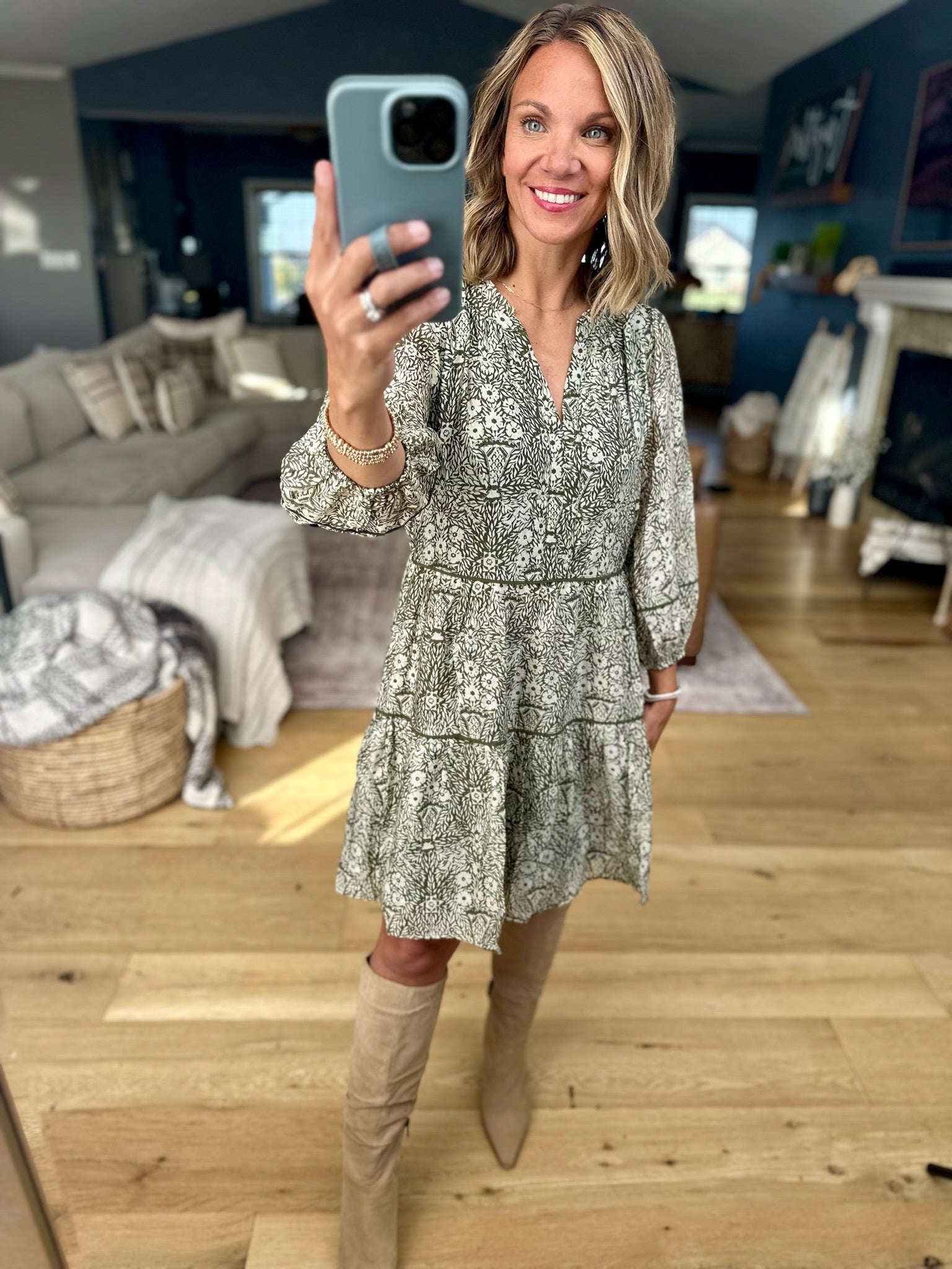 Trusting Fall Floral Dress-Skies Are Blue-Anna Kaytes Boutique, Women's Fashion Boutique in Grinnell, Iowa