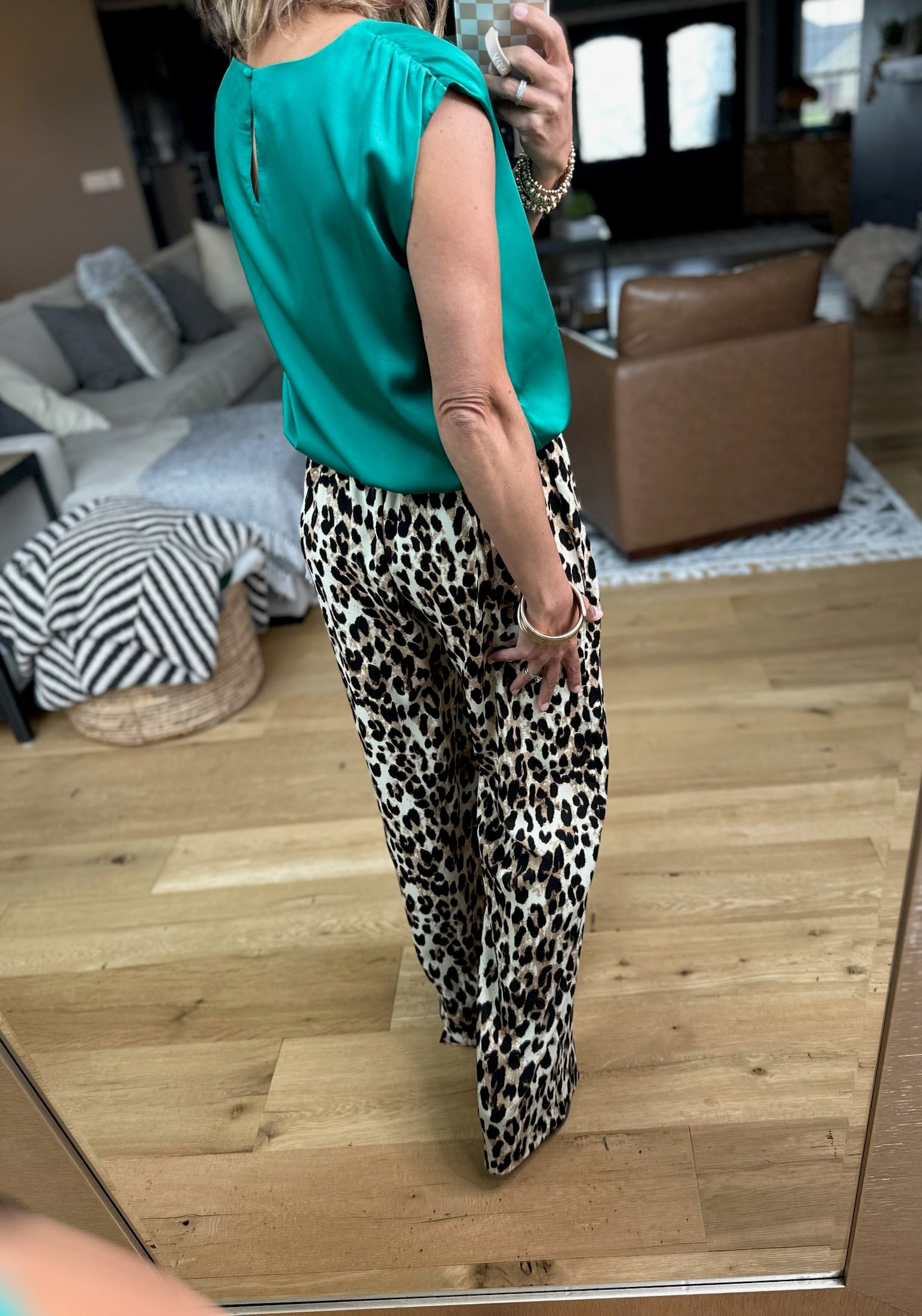 Award Winner Ruched-Sleeve Top - Multiple Options-Eesome-Anna Kaytes Boutique, Women's Fashion Boutique in Grinnell, Iowa