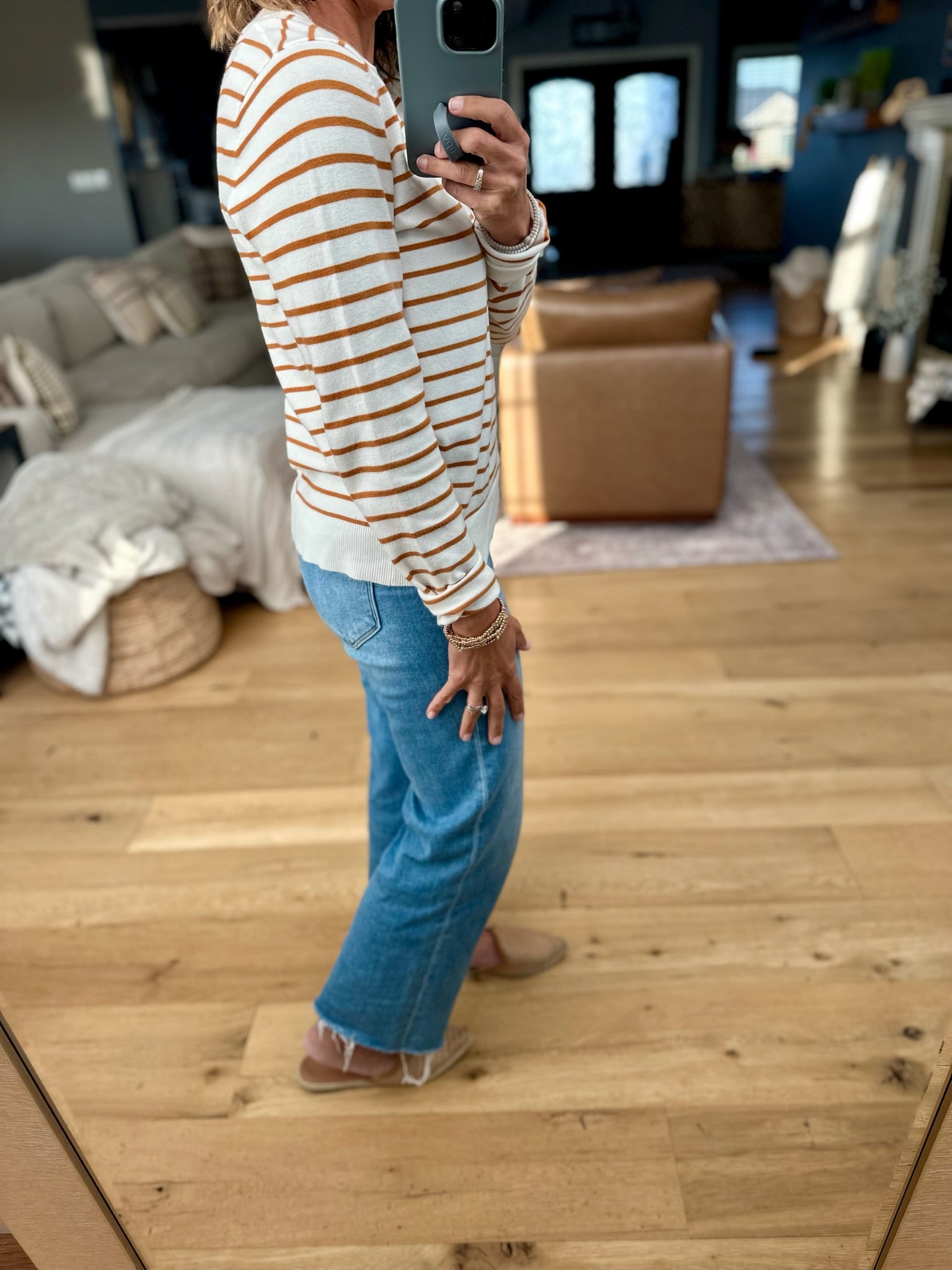 Simple Side Striped Lightweight Knit-Staccato-Anna Kaytes Boutique, Women's Fashion Boutique in Grinnell, Iowa