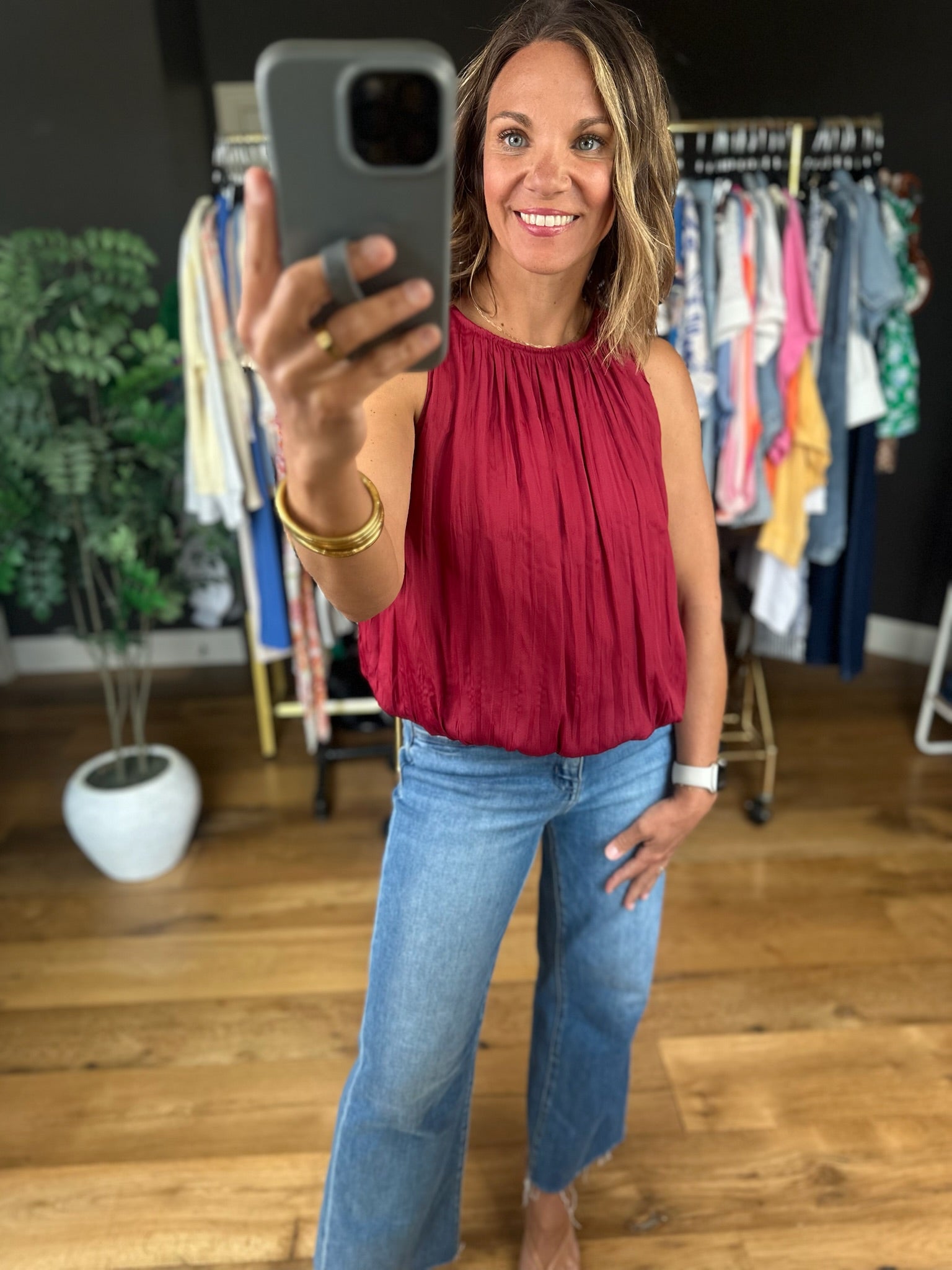 Stand My Ground Bubble-Hem Top-Sleeveless-ee:some-Anna Kaytes Boutique, Women's Fashion Boutique in Grinnell, Iowa