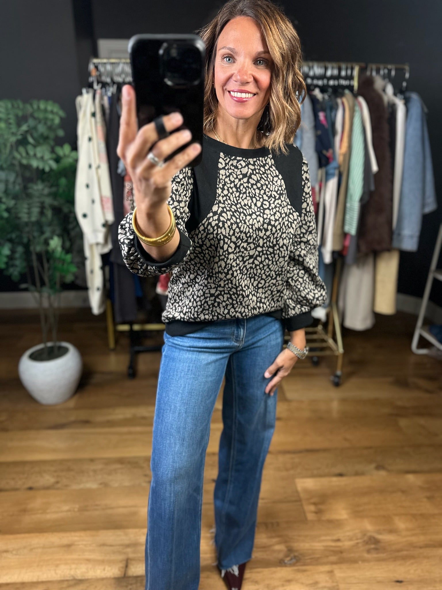 The Easy Way Animal Print Crew Top-Sweaters-Umgee-Anna Kaytes Boutique, Women's Fashion Boutique in Grinnell, Iowa