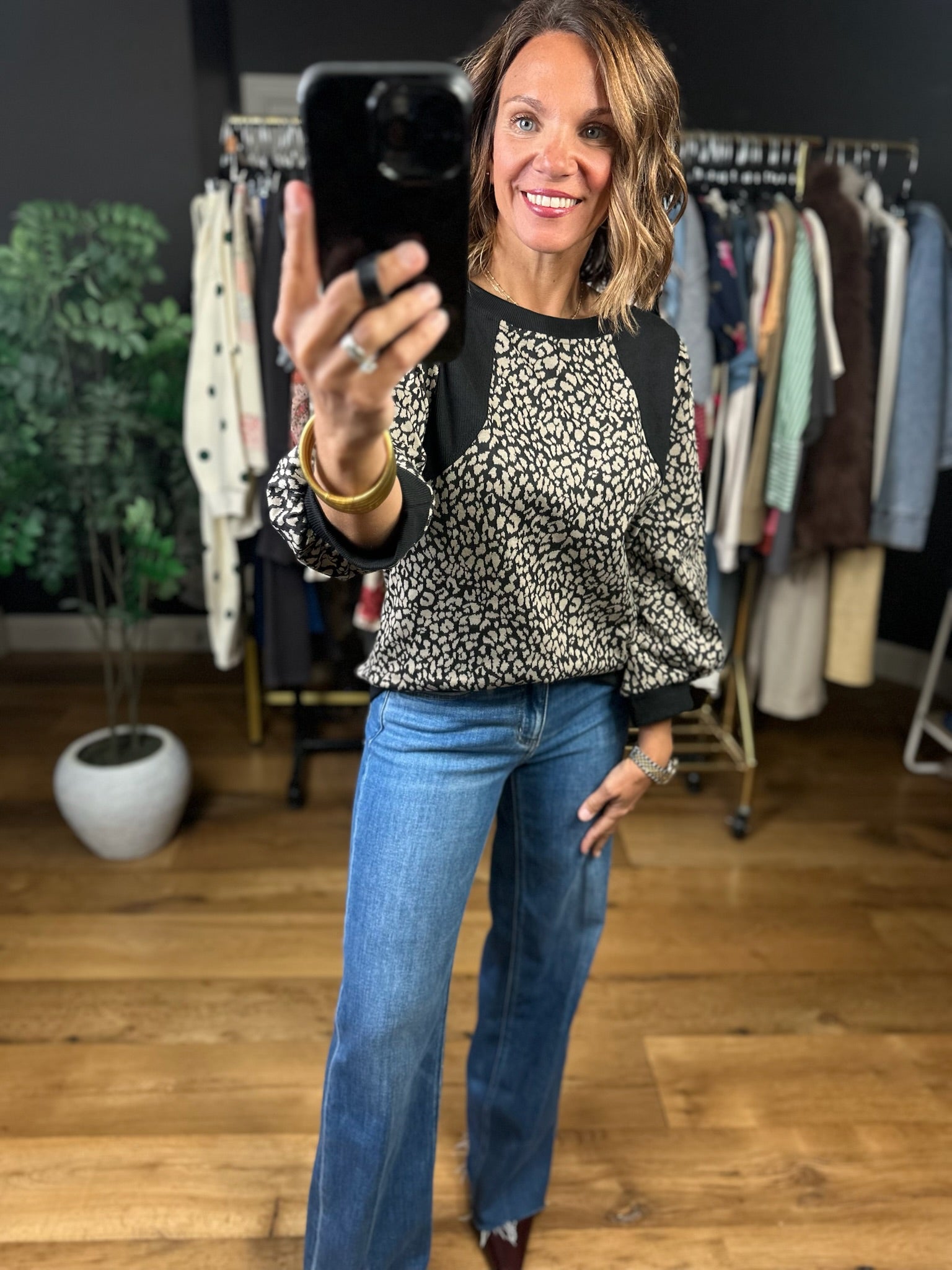 The Easy Way Animal Print Crew Top-Sweaters-Umgee-Anna Kaytes Boutique, Women's Fashion Boutique in Grinnell, Iowa