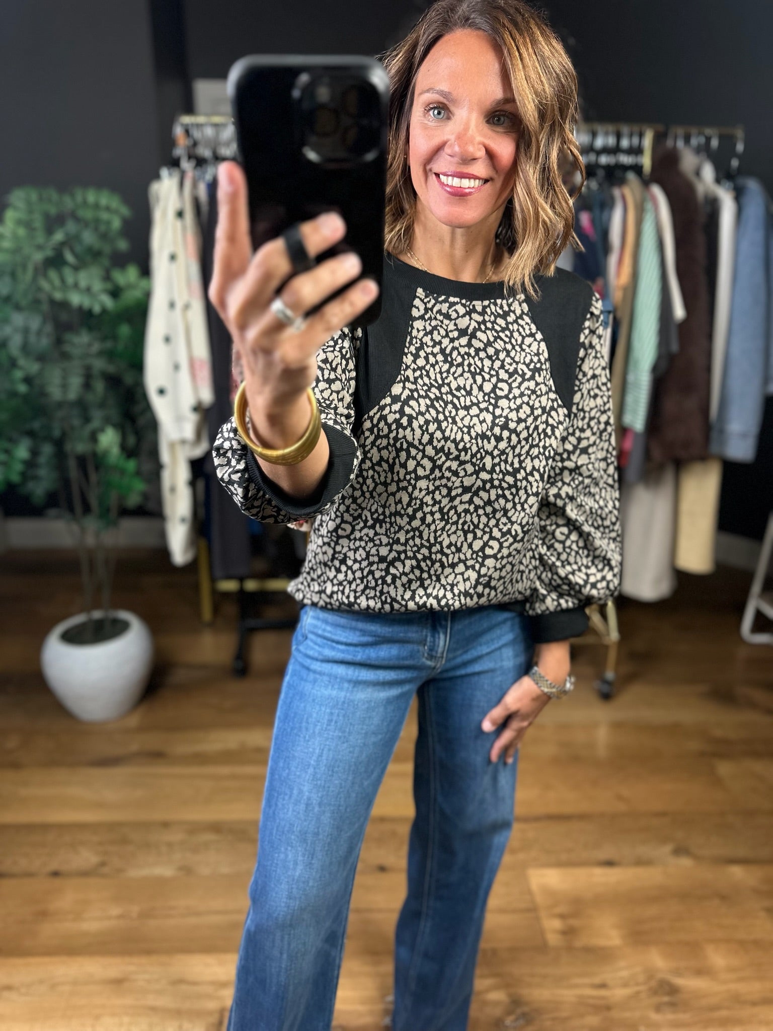The Easy Way Animal Print Crew Top-Sweaters-Umgee-Anna Kaytes Boutique, Women's Fashion Boutique in Grinnell, Iowa