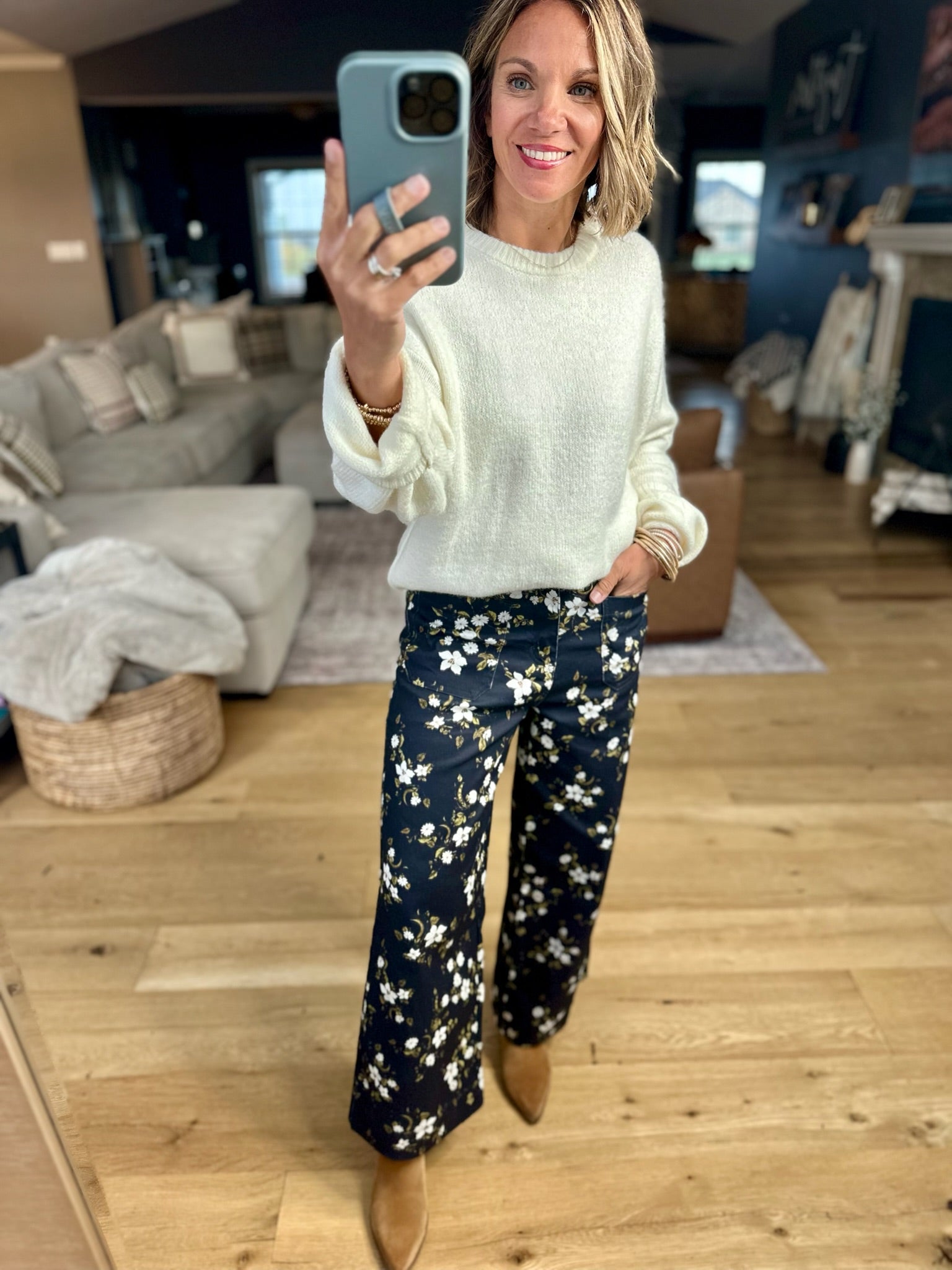 Piece Of Mind Floral Ankle Pant-Entro-Anna Kaytes Boutique, Women's Fashion Boutique in Grinnell, Iowa