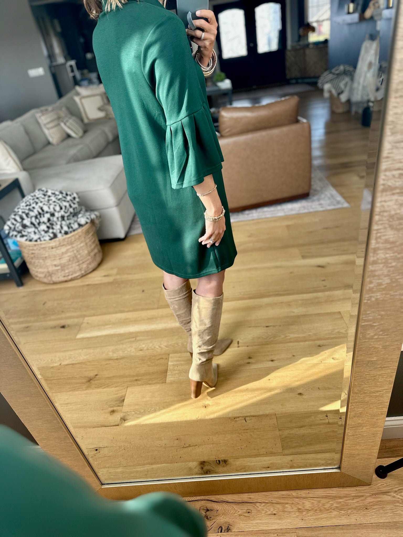 Keep You Close Pocket Shift Dress-Dresses-Entro-Anna Kaytes Boutique, Women's Fashion Boutique in Grinnell, Iowa