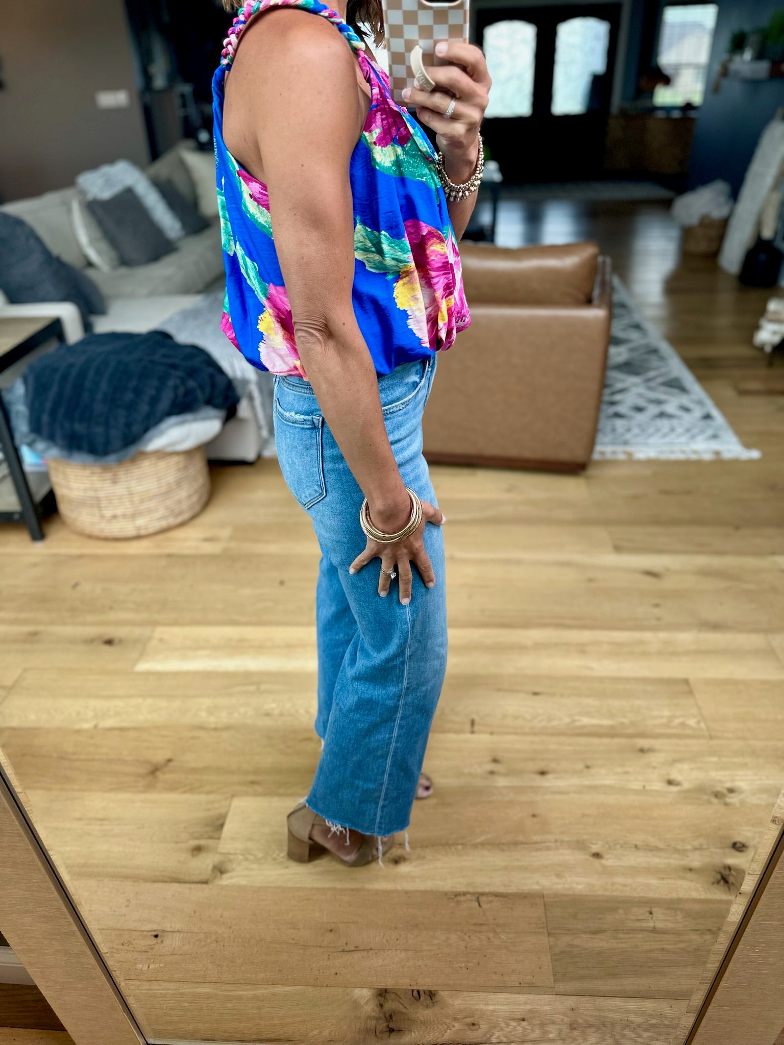 Islands Far Away Floral Top-Skies Are Blue-Anna Kaytes Boutique, Women's Fashion Boutique in Grinnell, Iowa