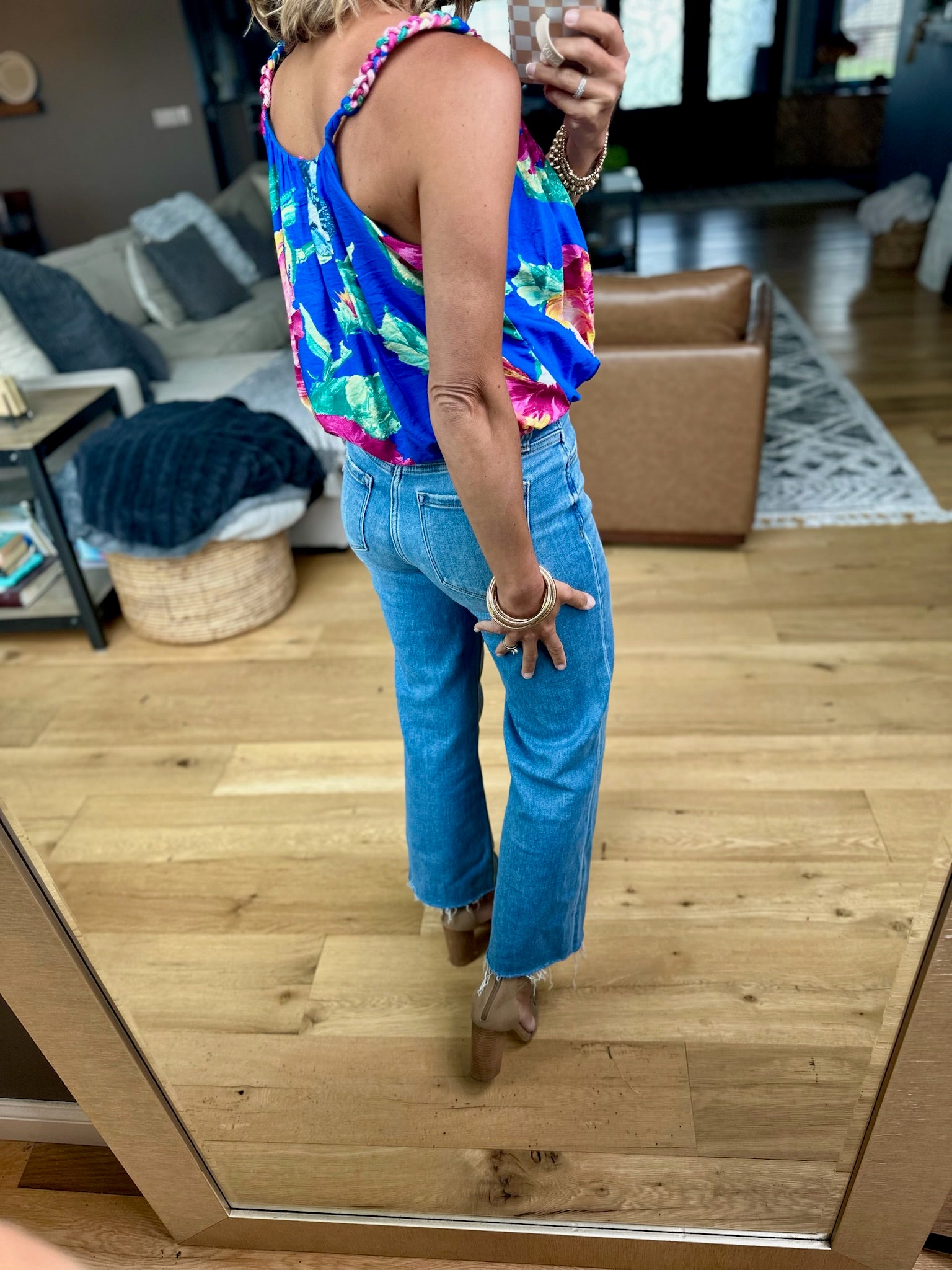 Islands Far Away Floral Top-Skies Are Blue-Anna Kaytes Boutique, Women's Fashion Boutique in Grinnell, Iowa