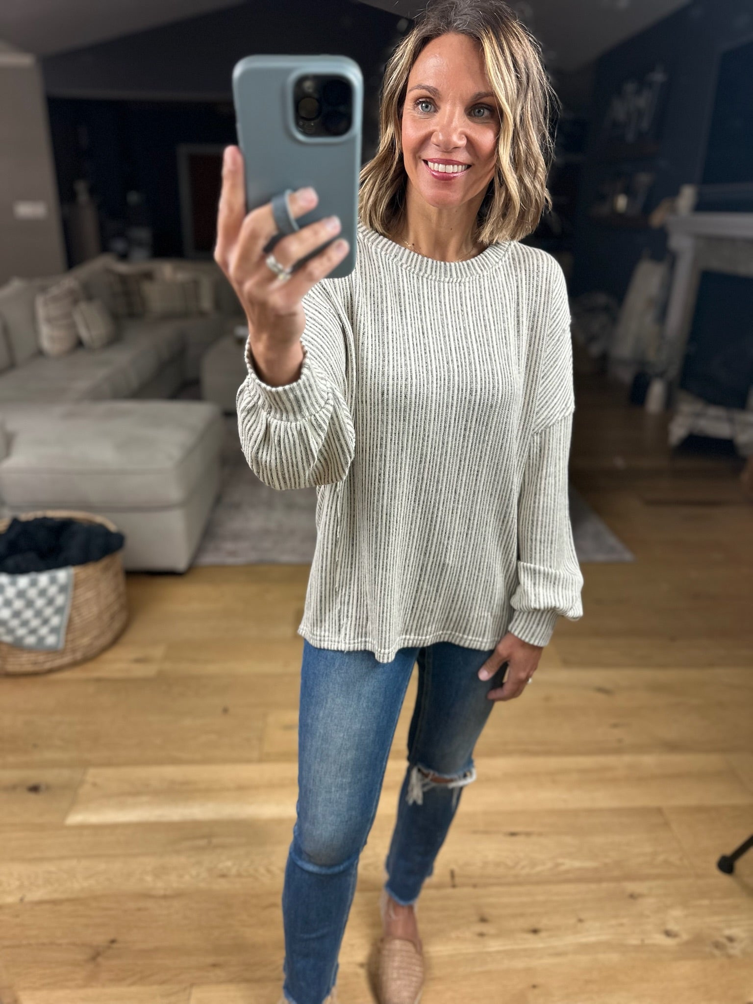 Moments In Time Ribbed Long Sleeve Top-Blu Pepper-Anna Kaytes Boutique, Women's Fashion Boutique in Grinnell, Iowa