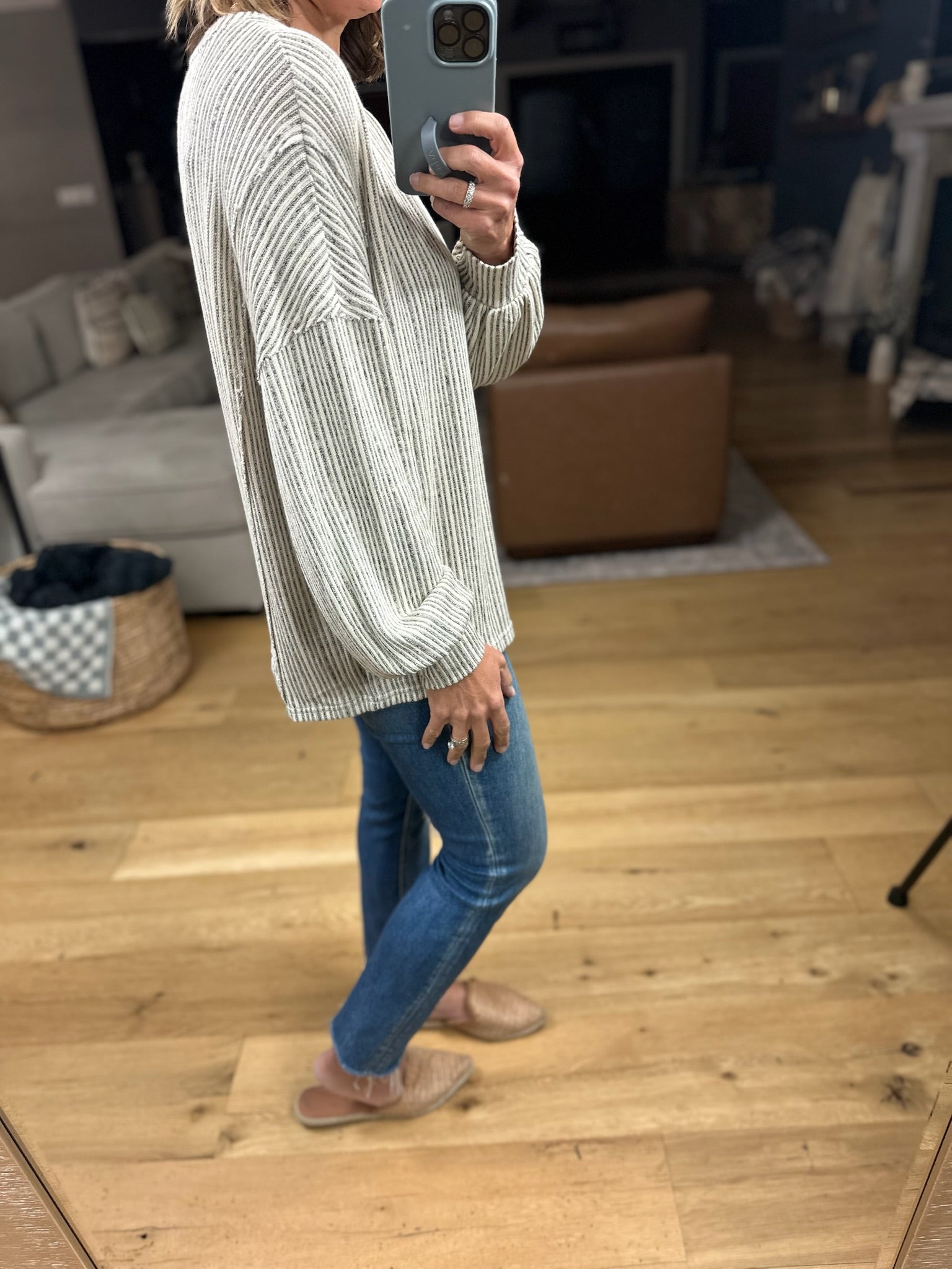 Moments In Time Ribbed Long Sleeve Top-Blu Pepper-Anna Kaytes Boutique, Women's Fashion Boutique in Grinnell, Iowa