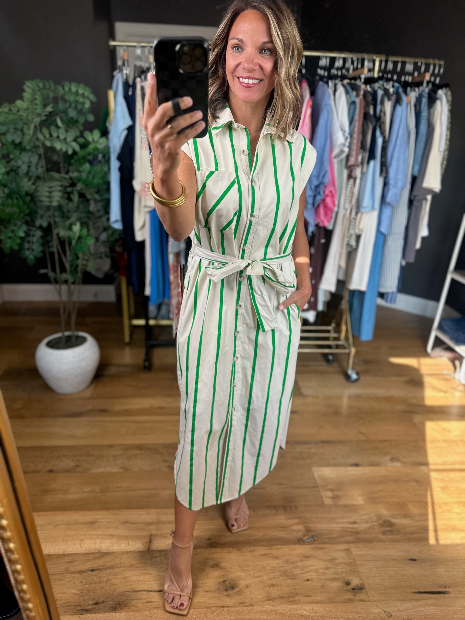 Weekend Getaway Striped Dress-Dresses-Entro-Anna Kaytes Boutique, Women's Fashion Boutique in Grinnell, Iowa