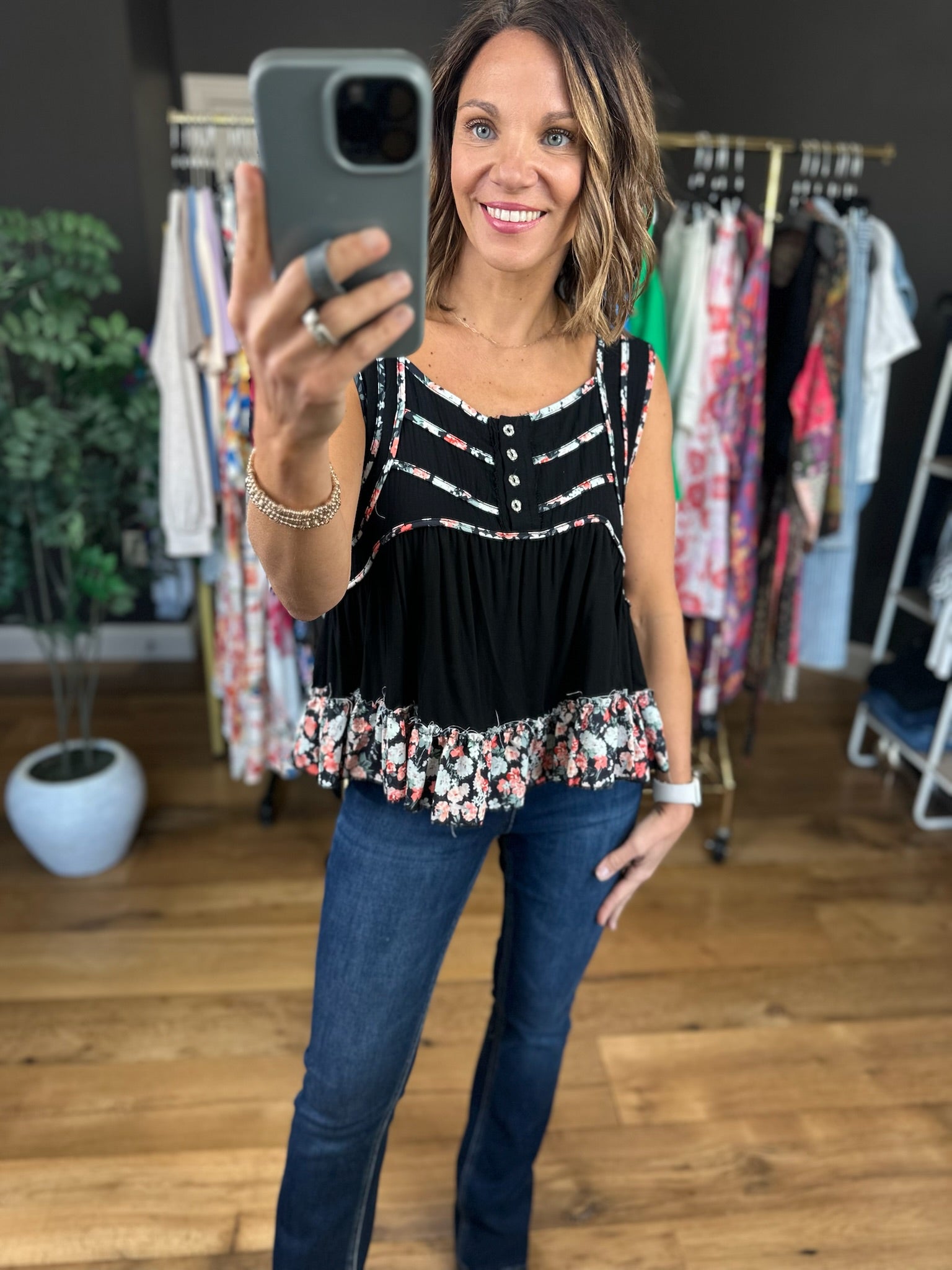 Every Angle Floral-Detail Top-Sleeveless-POL-Anna Kaytes Boutique, Women's Fashion Boutique in Grinnell, Iowa