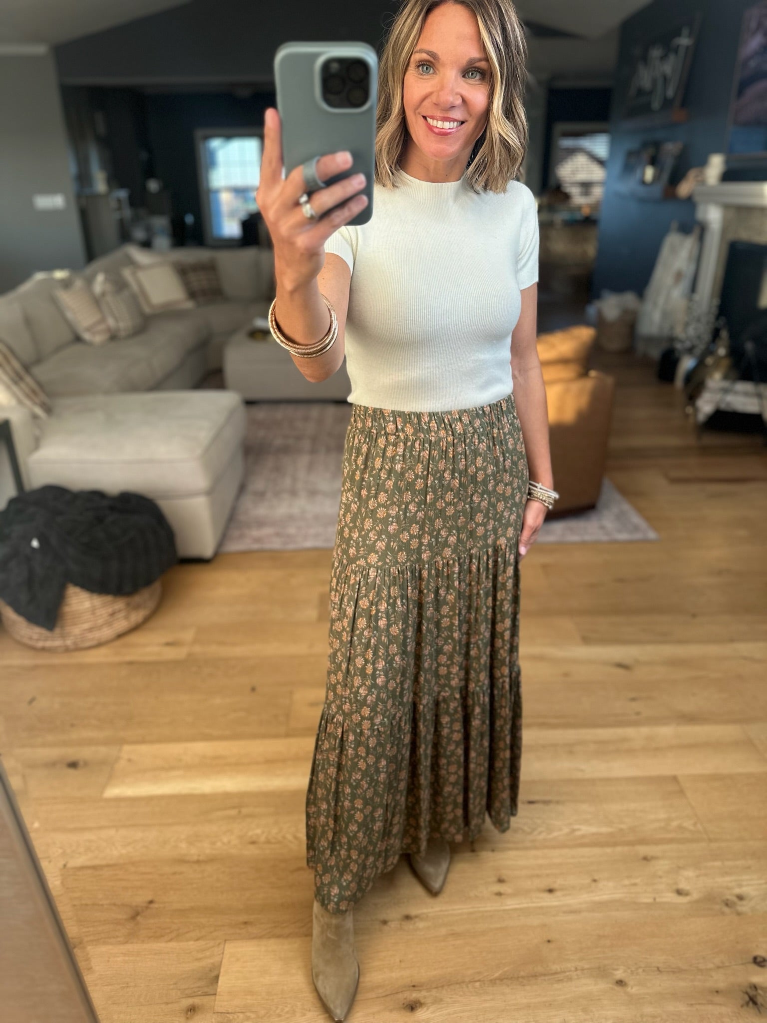 Zoey Floral Skirt-Skirts-Les Amis-Anna Kaytes Boutique, Women's Fashion Boutique in Grinnell, Iowa