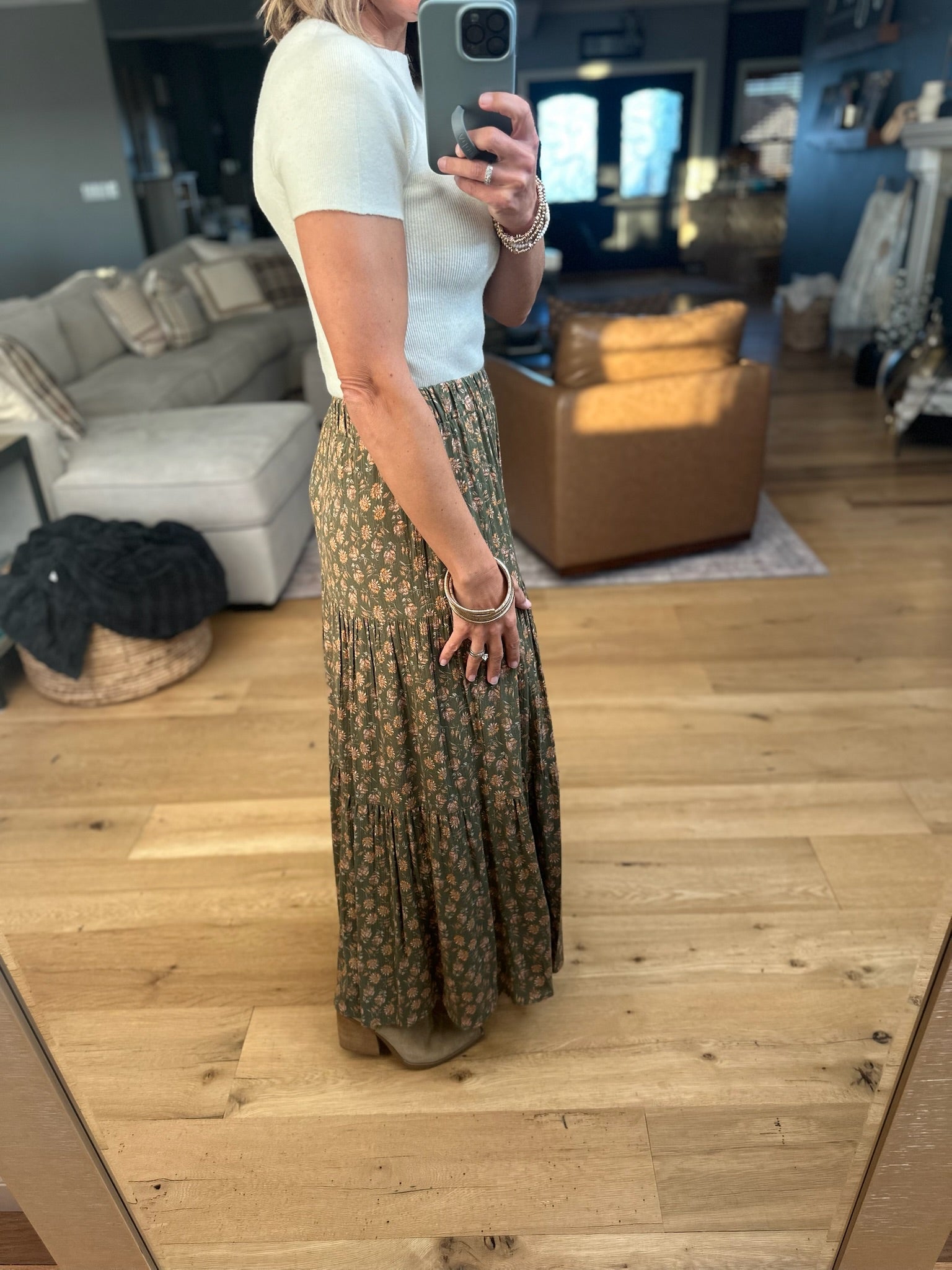 Zoey Floral Skirt-Skirts-Les Amis-Anna Kaytes Boutique, Women's Fashion Boutique in Grinnell, Iowa