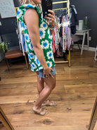 Keep You Close Flutter Sleeve Floral Top - Kelly Green-Short Sleeves-Les Amis-Anna Kaytes Boutique, Women's Fashion Boutique in Grinnell, Iowa