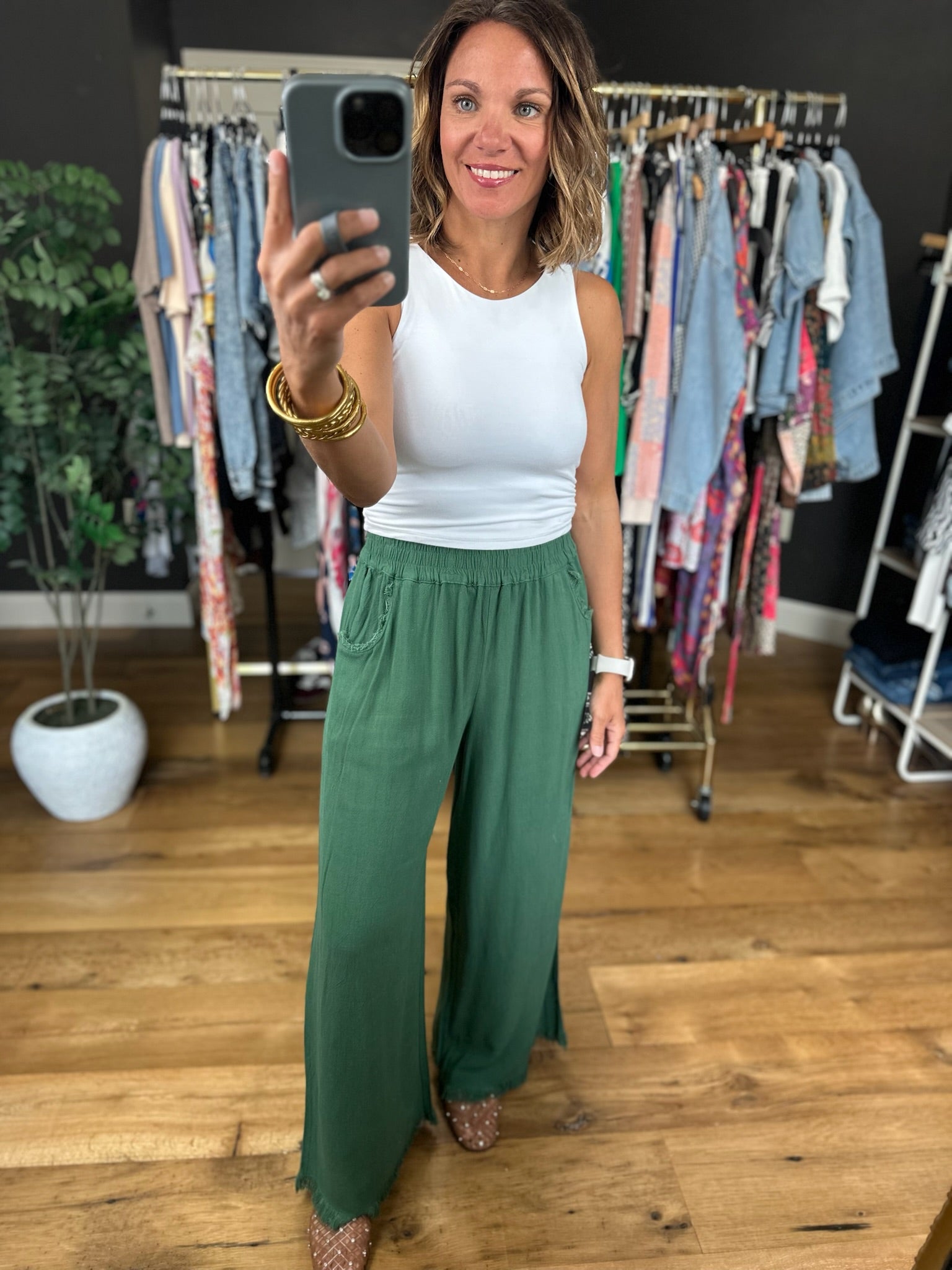 Free & Easy Frayed Hem Linen Pant-Pants-Umgee-Anna Kaytes Boutique, Women's Fashion Boutique in Grinnell, Iowa