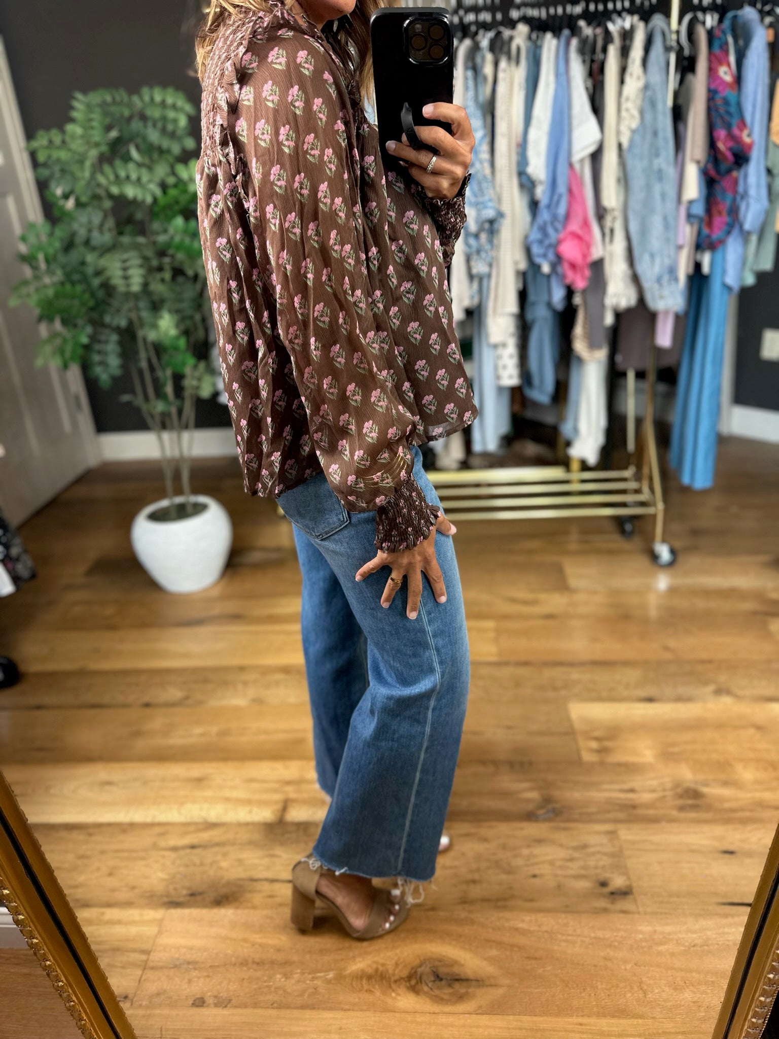 Kept In Line Floral Top-Long Sleeves-ee:some-Anna Kaytes Boutique, Women's Fashion Boutique in Grinnell, Iowa
