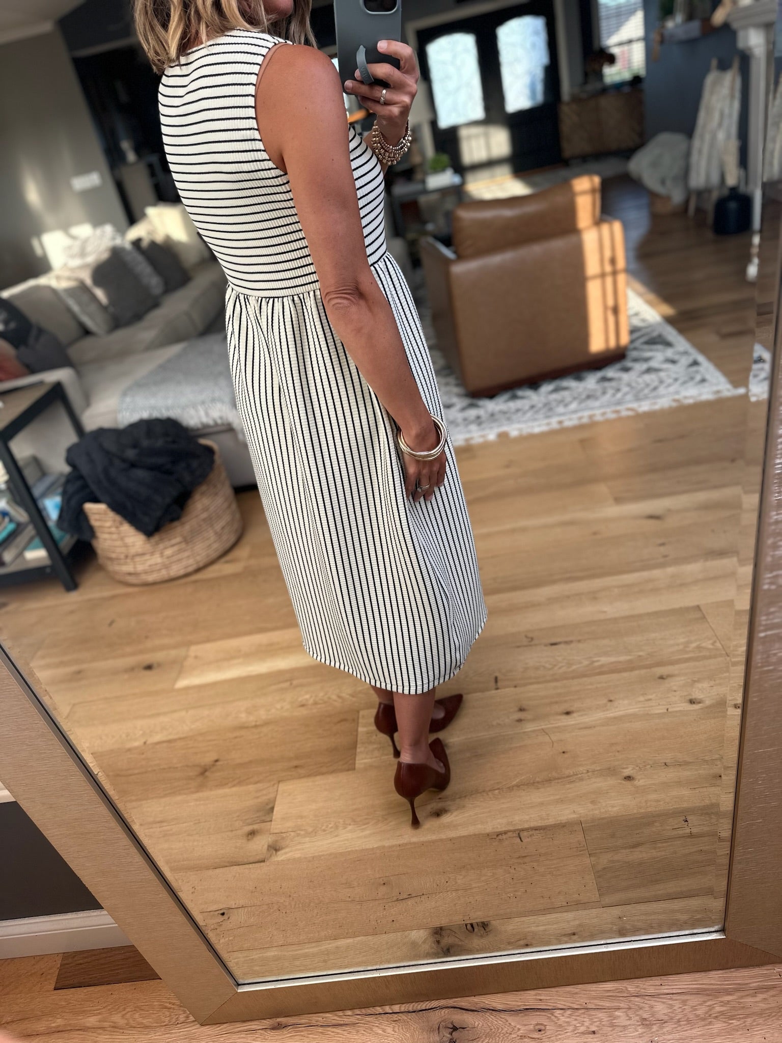 Brunch By Noon Pocket Midi Dress-Wishlist-Anna Kaytes Boutique, Women's Fashion Boutique in Grinnell, Iowa