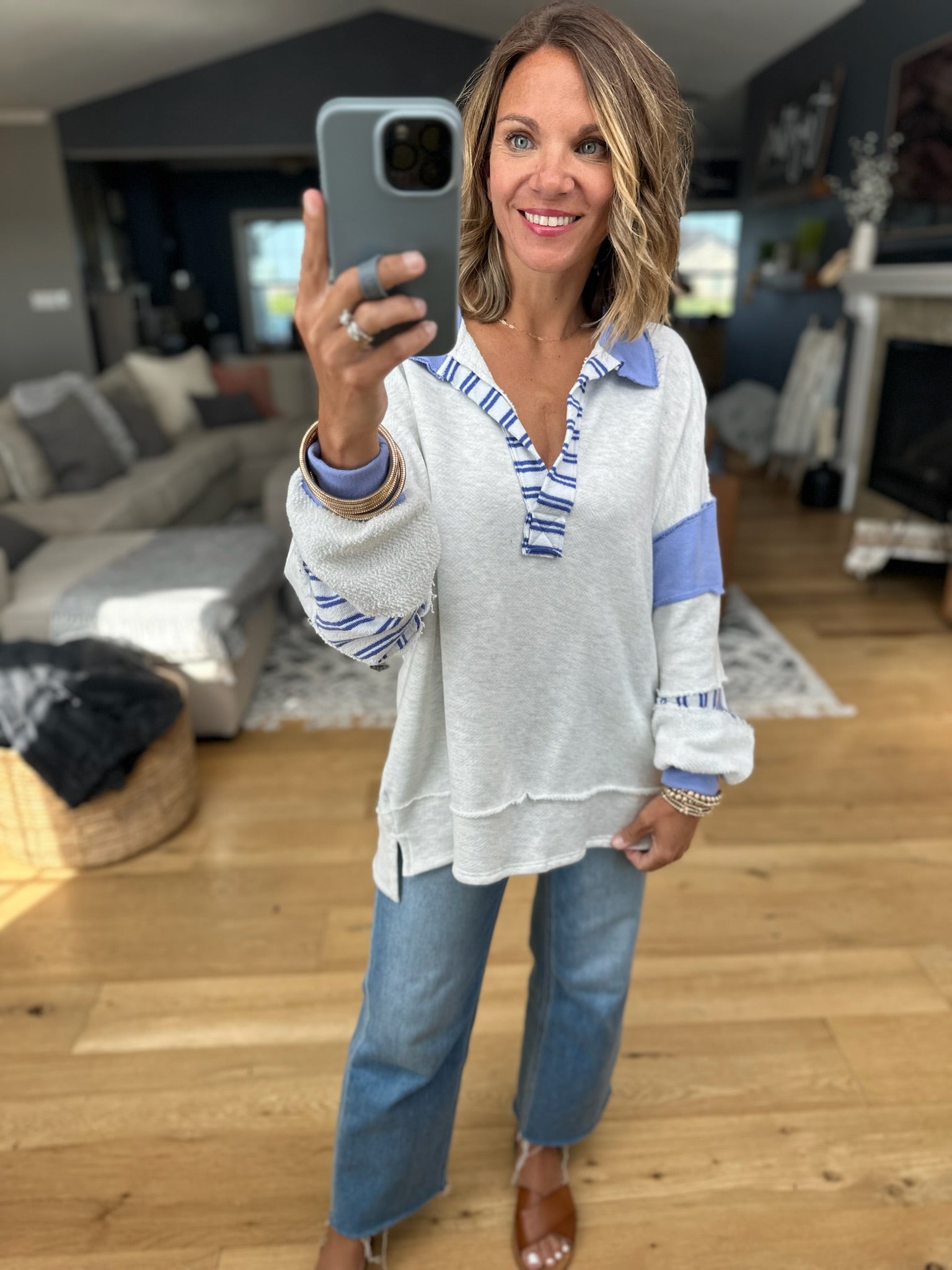 On My Feed V-Neck Pullover-Bucketlist-Anna Kaytes Boutique, Women's Fashion Boutique in Grinnell, Iowa