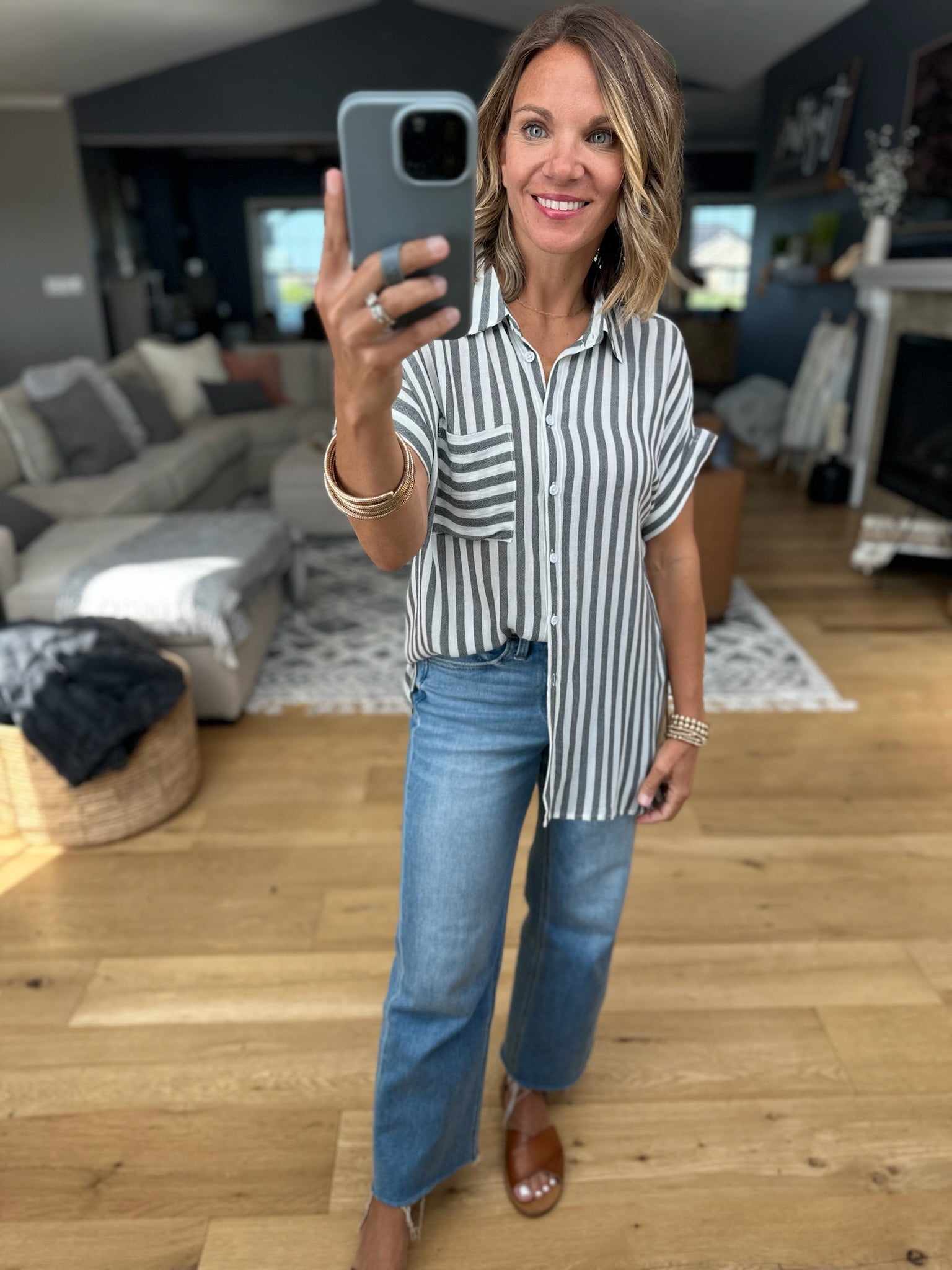 No More Lies Button-Down Top-Doe & Rae-Anna Kaytes Boutique, Women's Fashion Boutique in Grinnell, Iowa