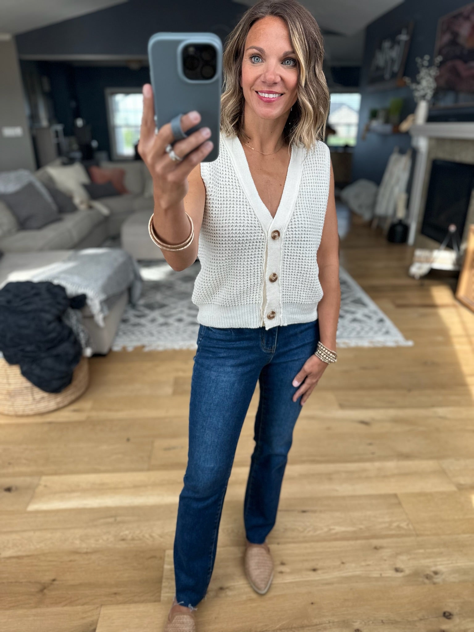 Everything I Need Button-Down Knit Vest-sweaters-Staccato-Anna Kaytes Boutique, Women's Fashion Boutique in Grinnell, Iowa