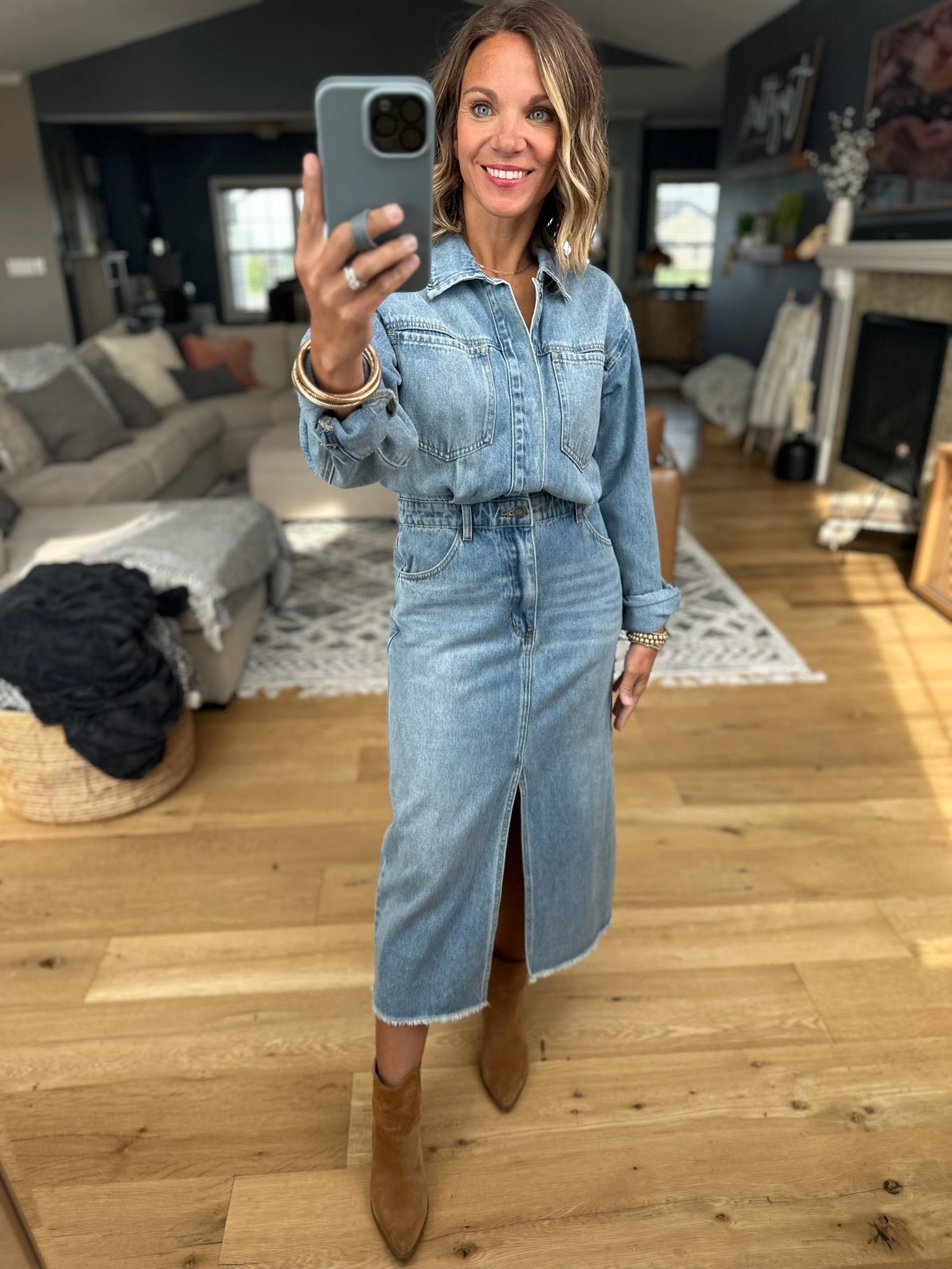 Western Woman Denim Dress-Wishlist-Anna Kaytes Boutique, Women's Fashion Boutique in Grinnell, Iowa