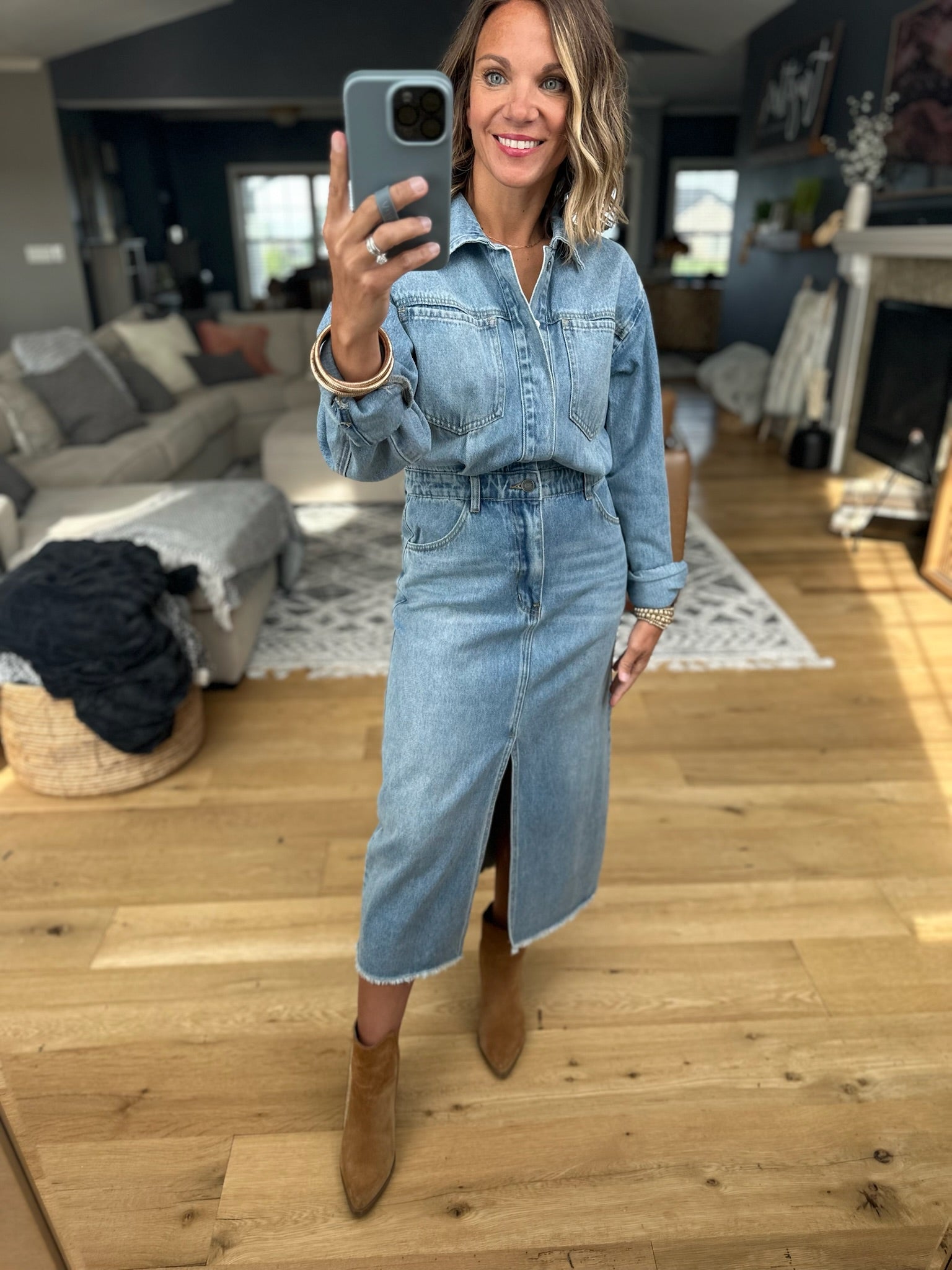 Western Woman Denim Dress-Wishlist-Anna Kaytes Boutique, Women's Fashion Boutique in Grinnell, Iowa