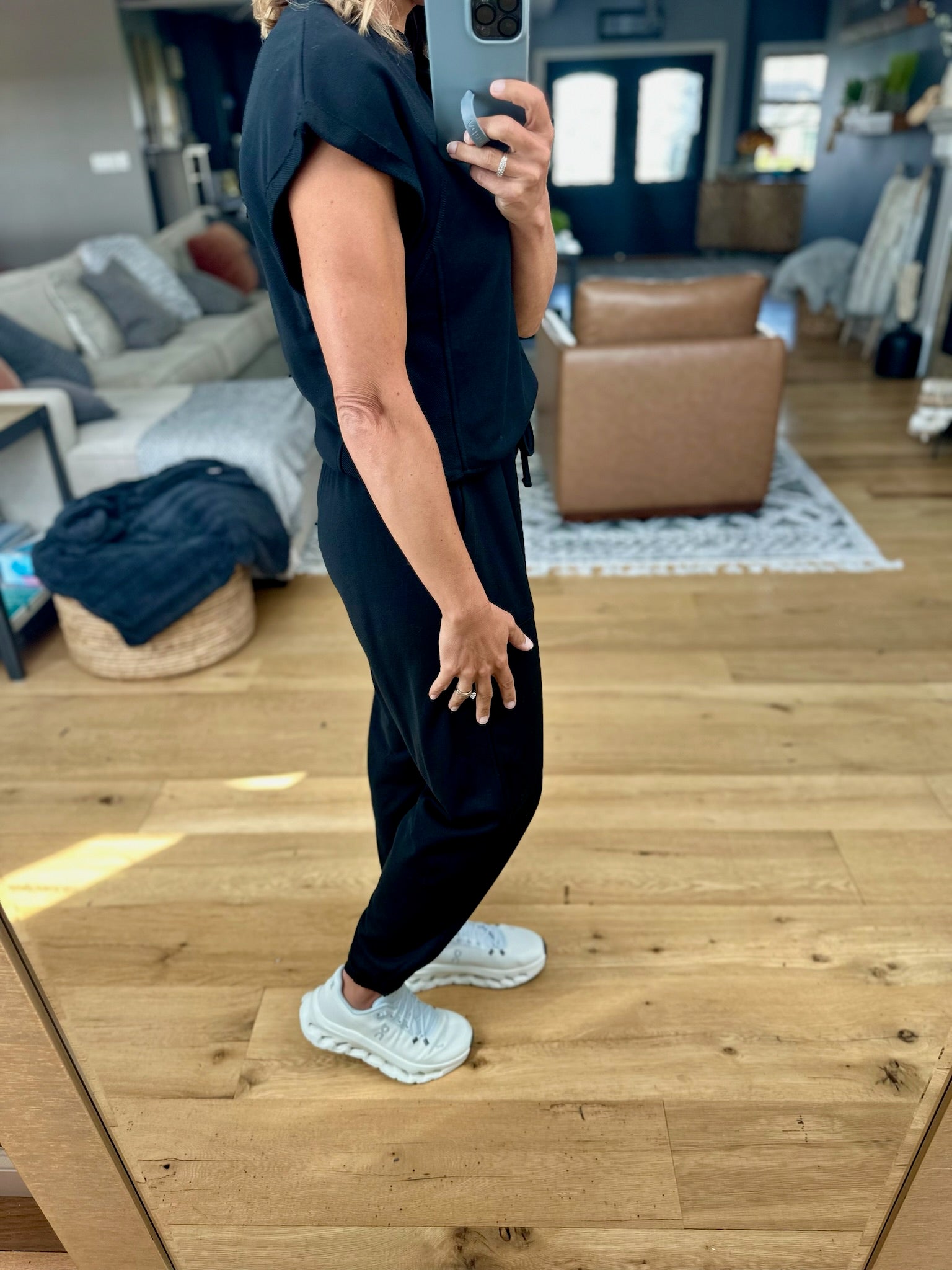 Cloud Nine Top + Jogger Set-Mono B-Anna Kaytes Boutique, Women's Fashion Boutique in Grinnell, Iowa