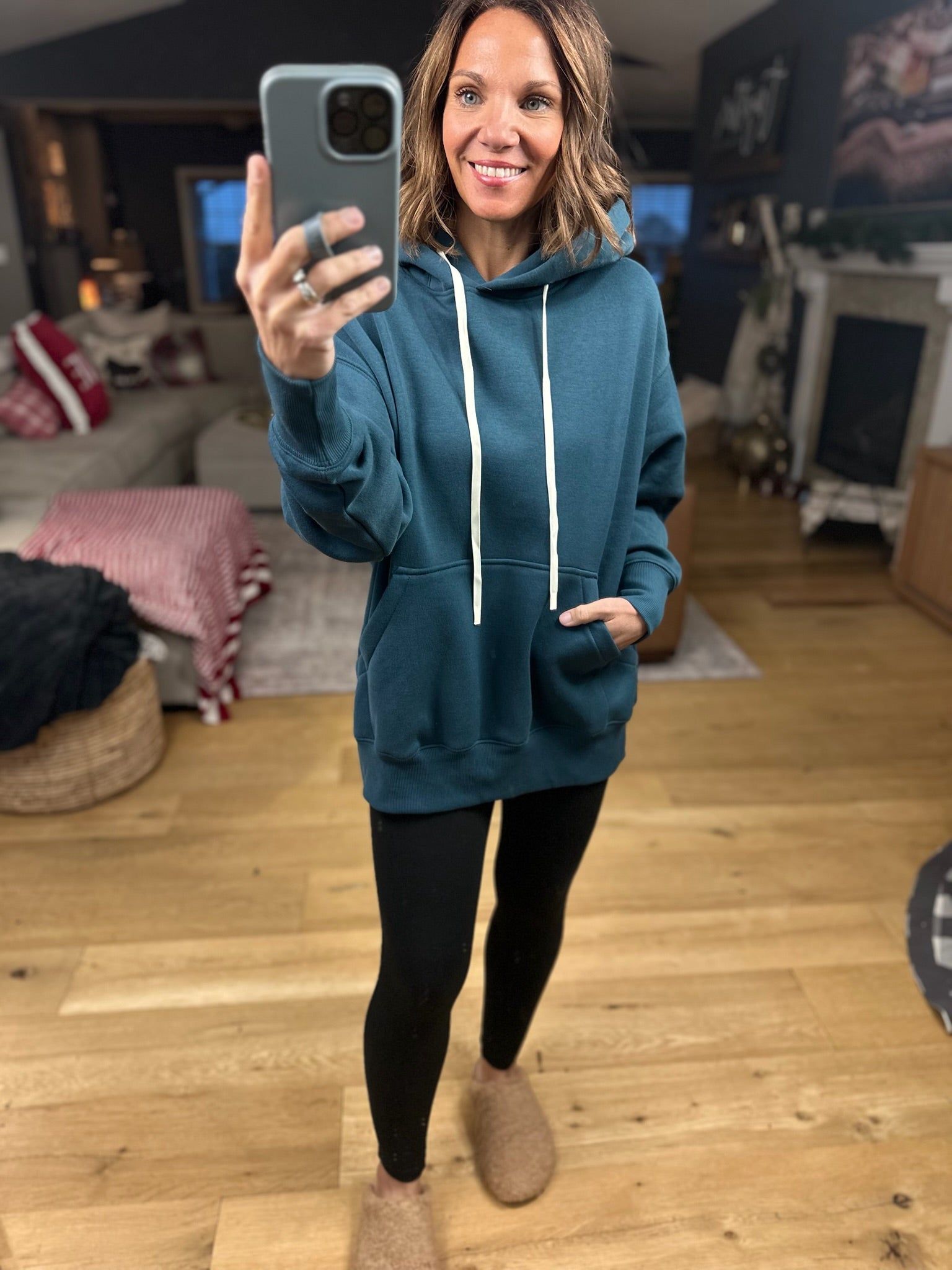 Daydreamer Pocket Hoodie-Sweaters-Mono B-Anna Kaytes Boutique, Women's Fashion Boutique in Grinnell, Iowa