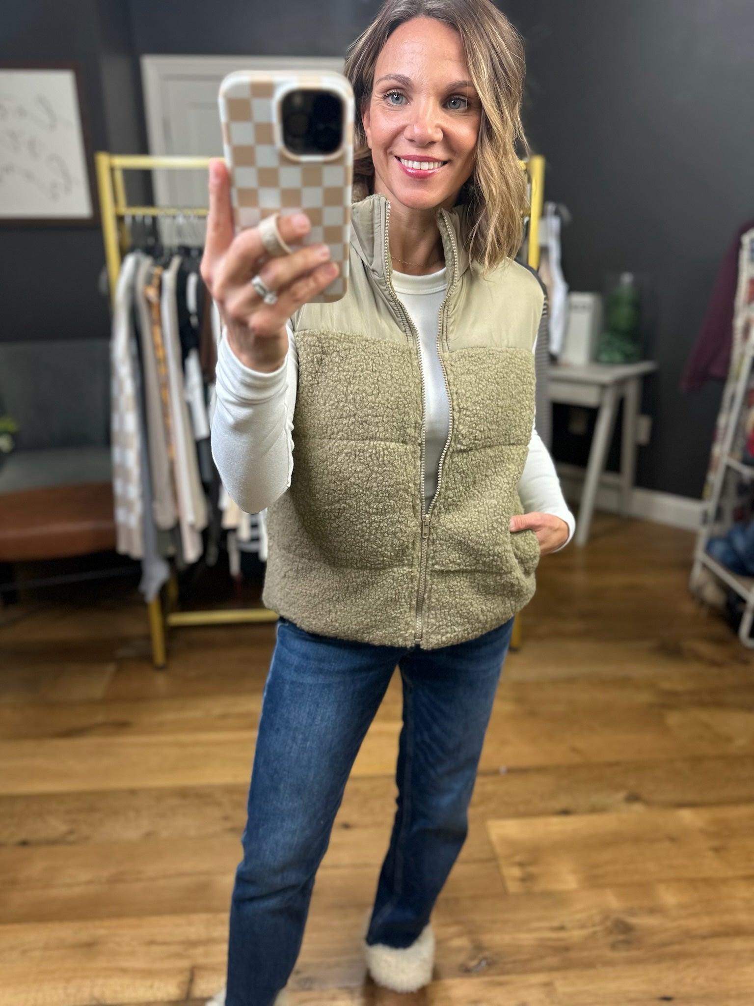 Stay Here Awhile Sherpa Vest - Olive-Staccato-Anna Kaytes Boutique, Women's Fashion Boutique in Grinnell, Iowa