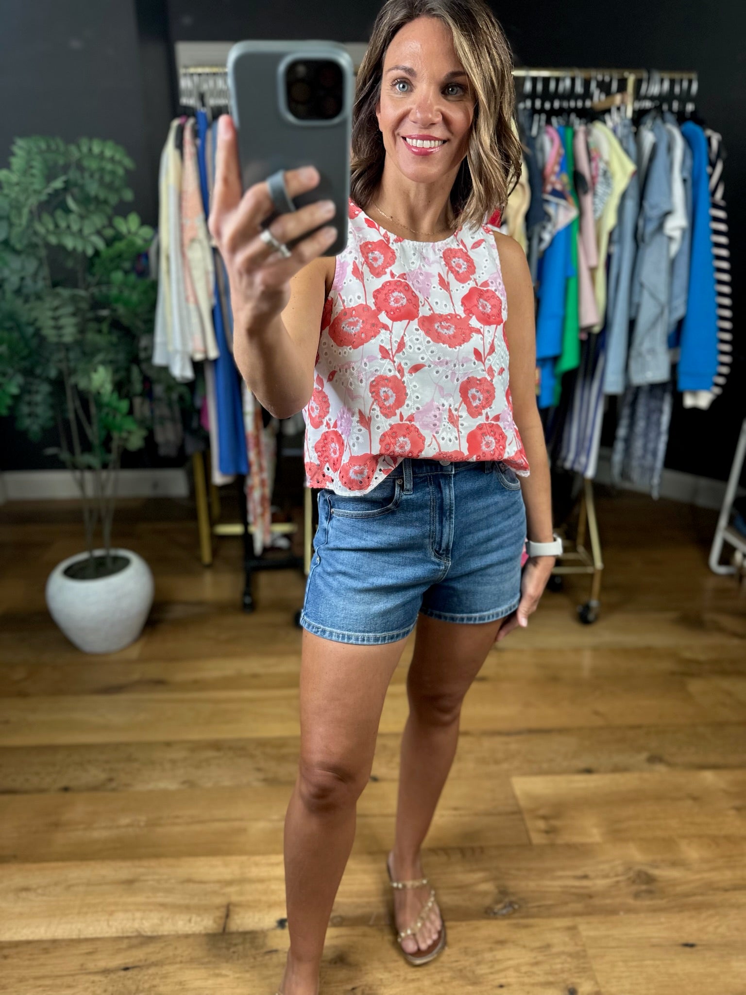 See It My Way Eyelet Floral Top-Sleeveless-Entro-Anna Kaytes Boutique, Women's Fashion Boutique in Grinnell, Iowa