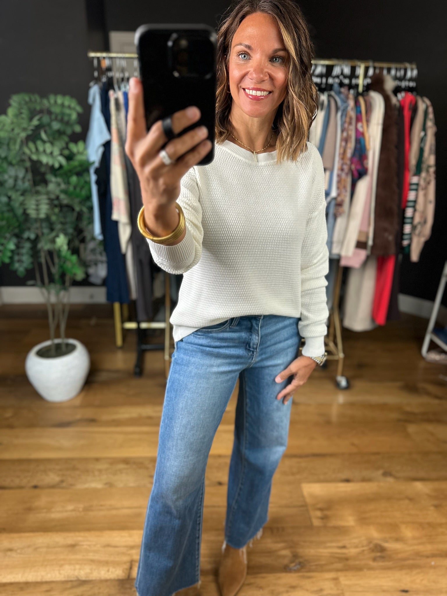 Catching Feelings Knit Top-Long Sleeves-Be Cool-Anna Kaytes Boutique, Women's Fashion Boutique in Grinnell, Iowa