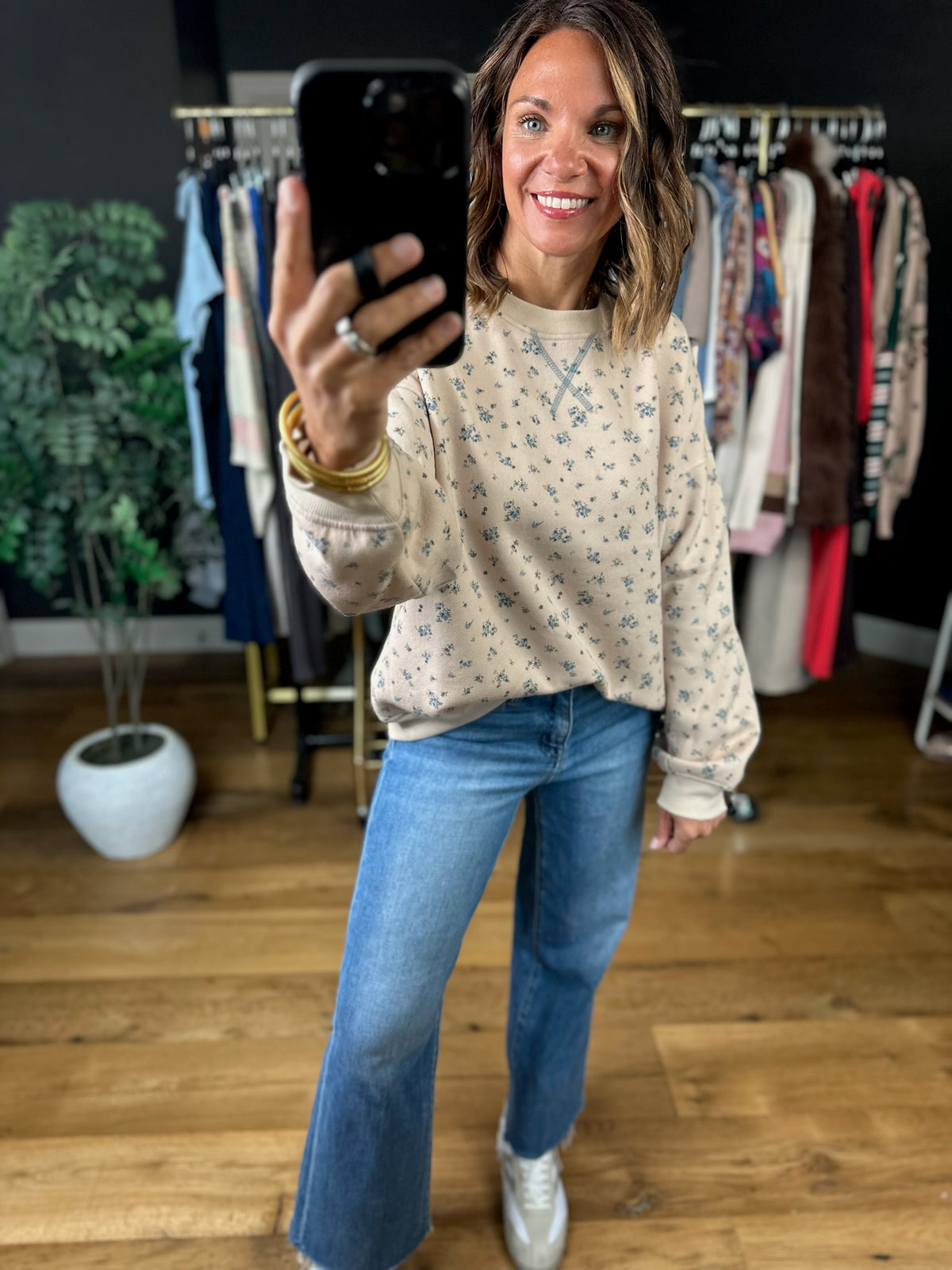 Peaceful Look Floral Crewneck-Sweaters-Blu Pepper-Anna Kaytes Boutique, Women's Fashion Boutique in Grinnell, Iowa