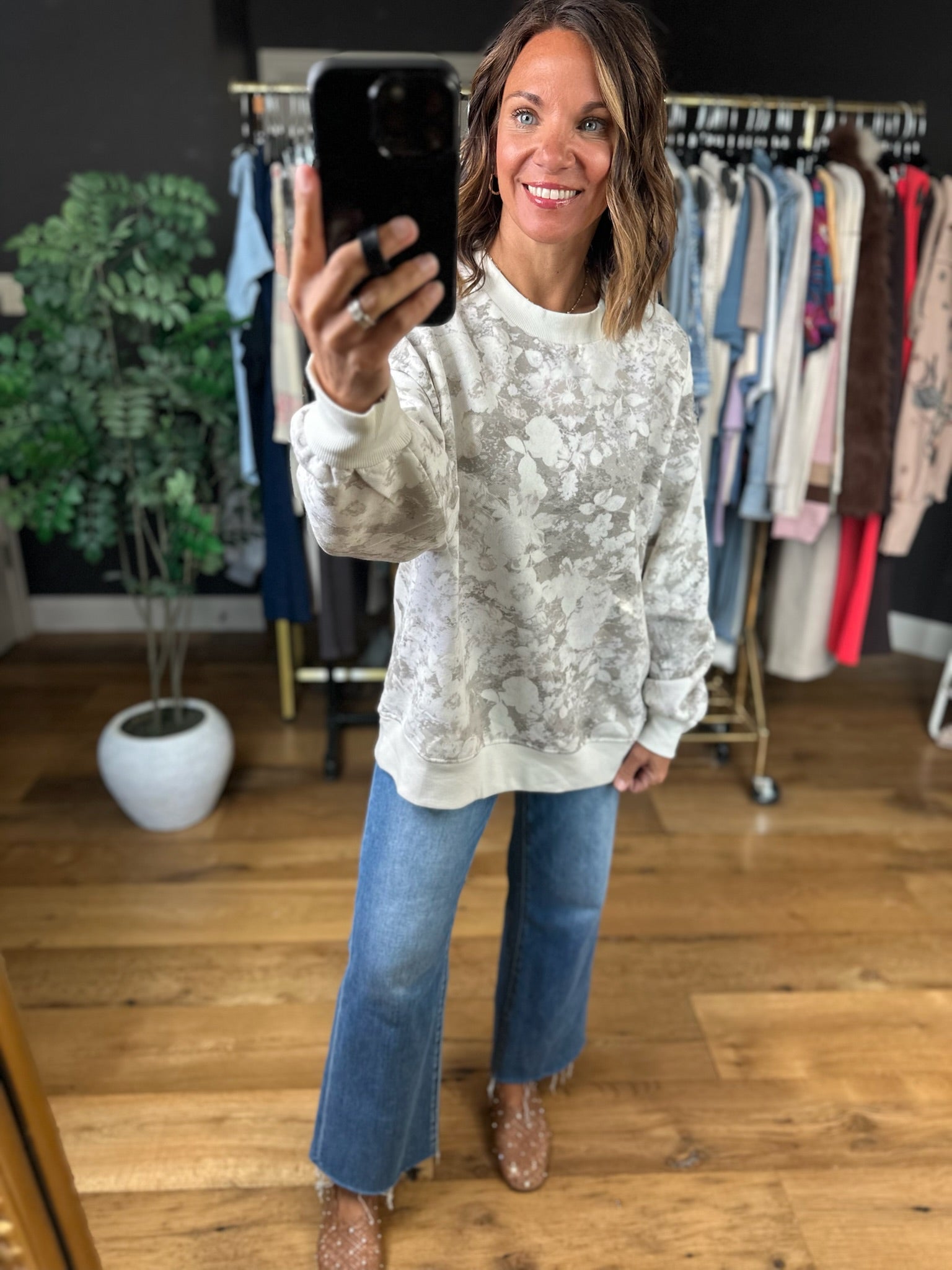 Forward Motion Floral Crewneck-Sweaters-Blu Pepper-Anna Kaytes Boutique, Women's Fashion Boutique in Grinnell, Iowa