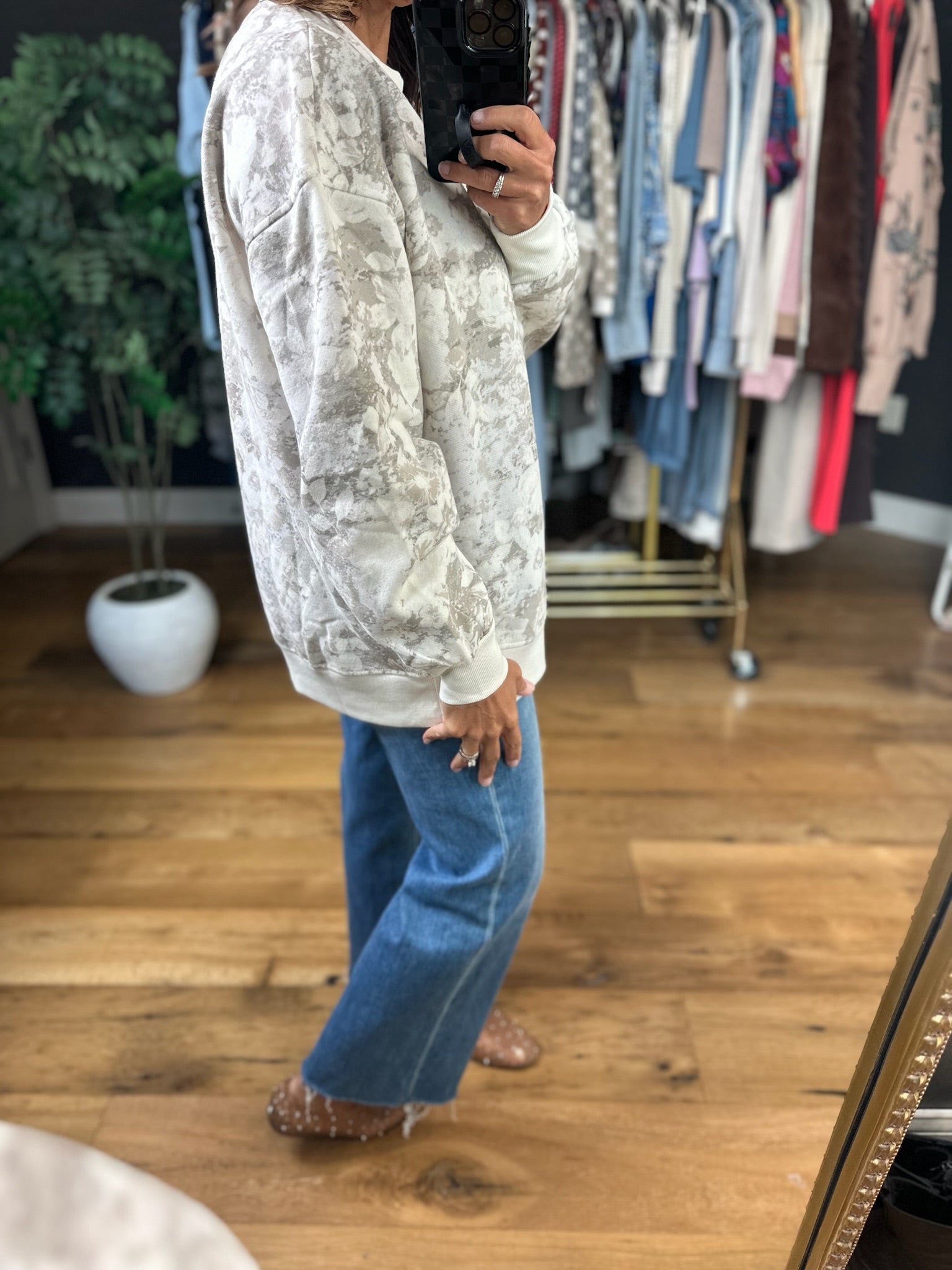 Forward Motion Floral Crewneck-Sweaters-Blu Pepper-Anna Kaytes Boutique, Women's Fashion Boutique in Grinnell, Iowa