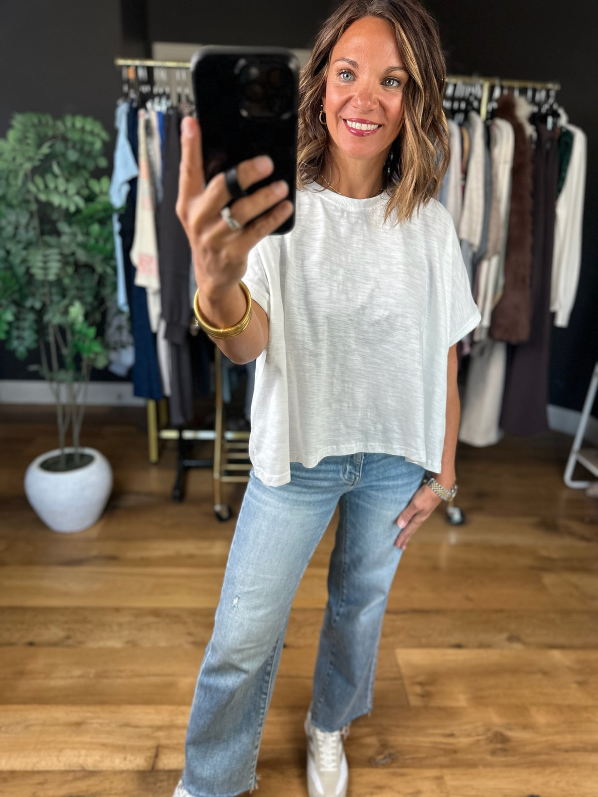 Keep It Simple Tee-Short Sleeves-Wishlist-Anna Kaytes Boutique, Women's Fashion Boutique in Grinnell, Iowa