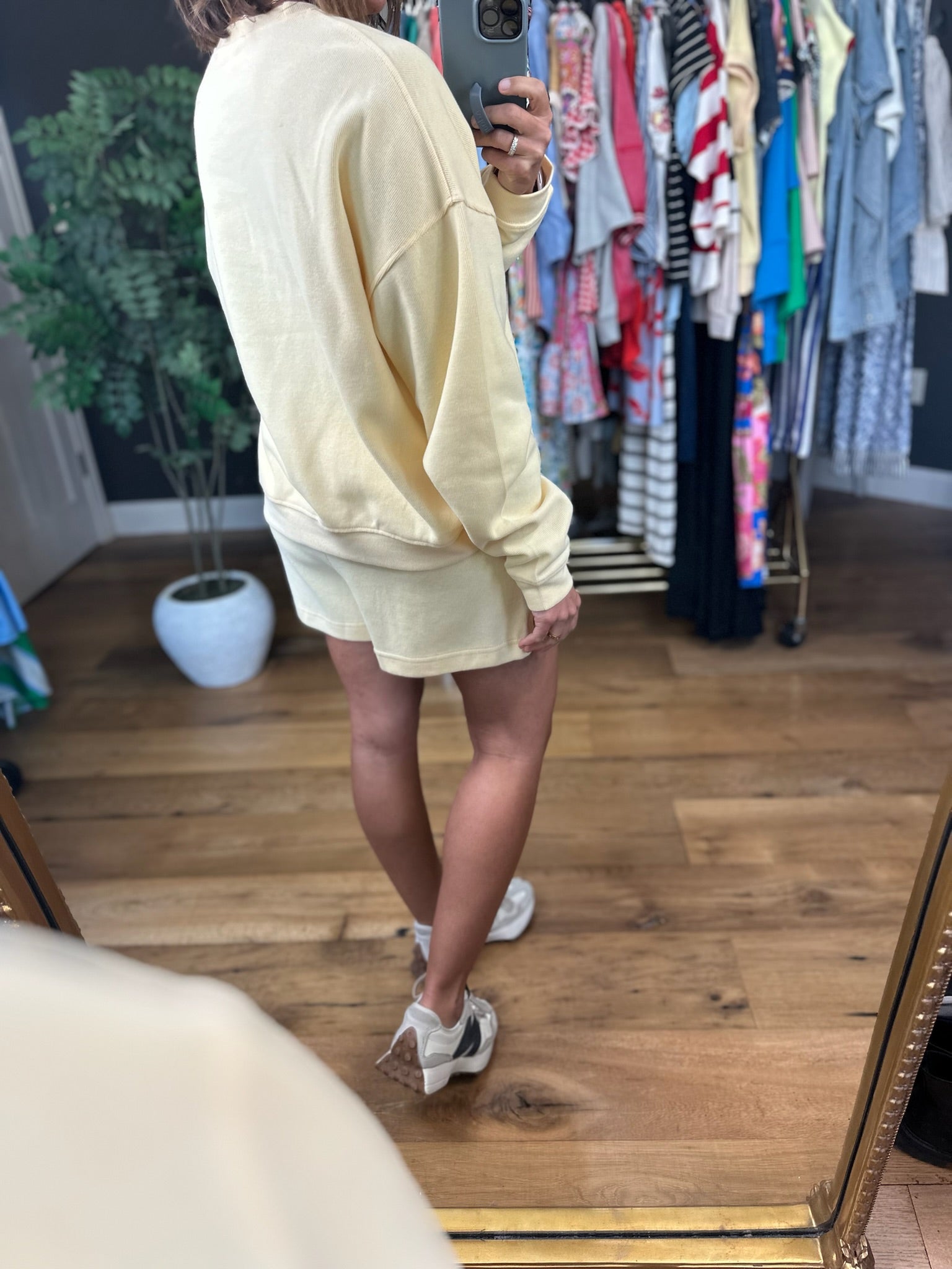 No Doubts Crew + Shorts Set-Sweaters-Wishlist-Anna Kaytes Boutique, Women's Fashion Boutique in Grinnell, Iowa