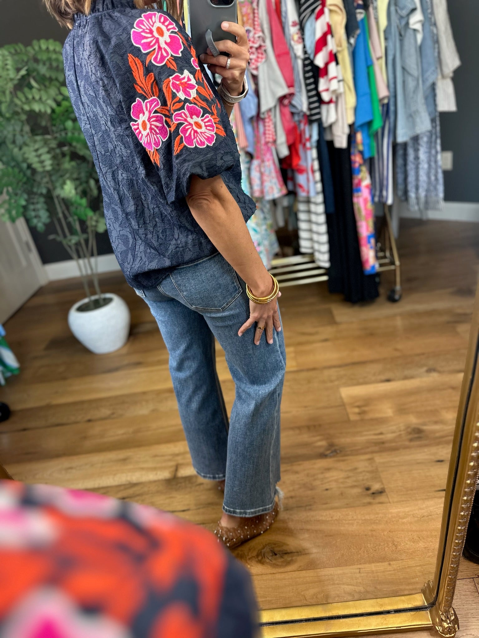 Never Forget You Floral-Detail Top-Short Sleeves-voy-Anna Kaytes Boutique, Women's Fashion Boutique in Grinnell, Iowa