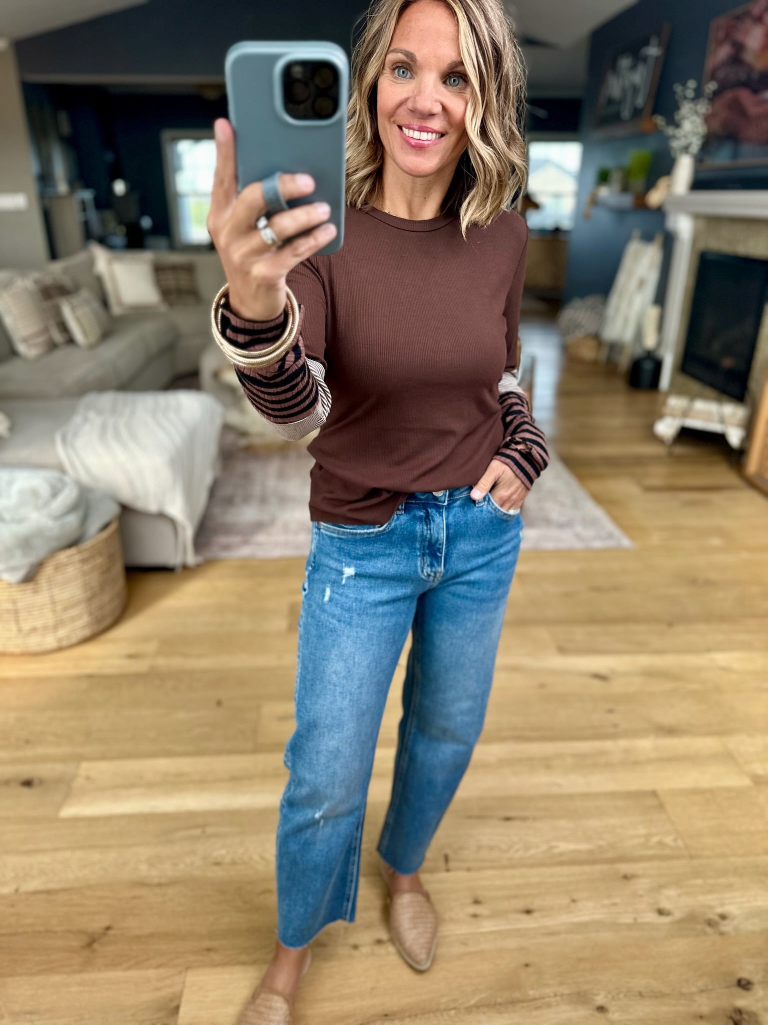 Heard From Me Long Sleeve Top-Doe & Rae-Anna Kaytes Boutique, Women's Fashion Boutique in Grinnell, Iowa