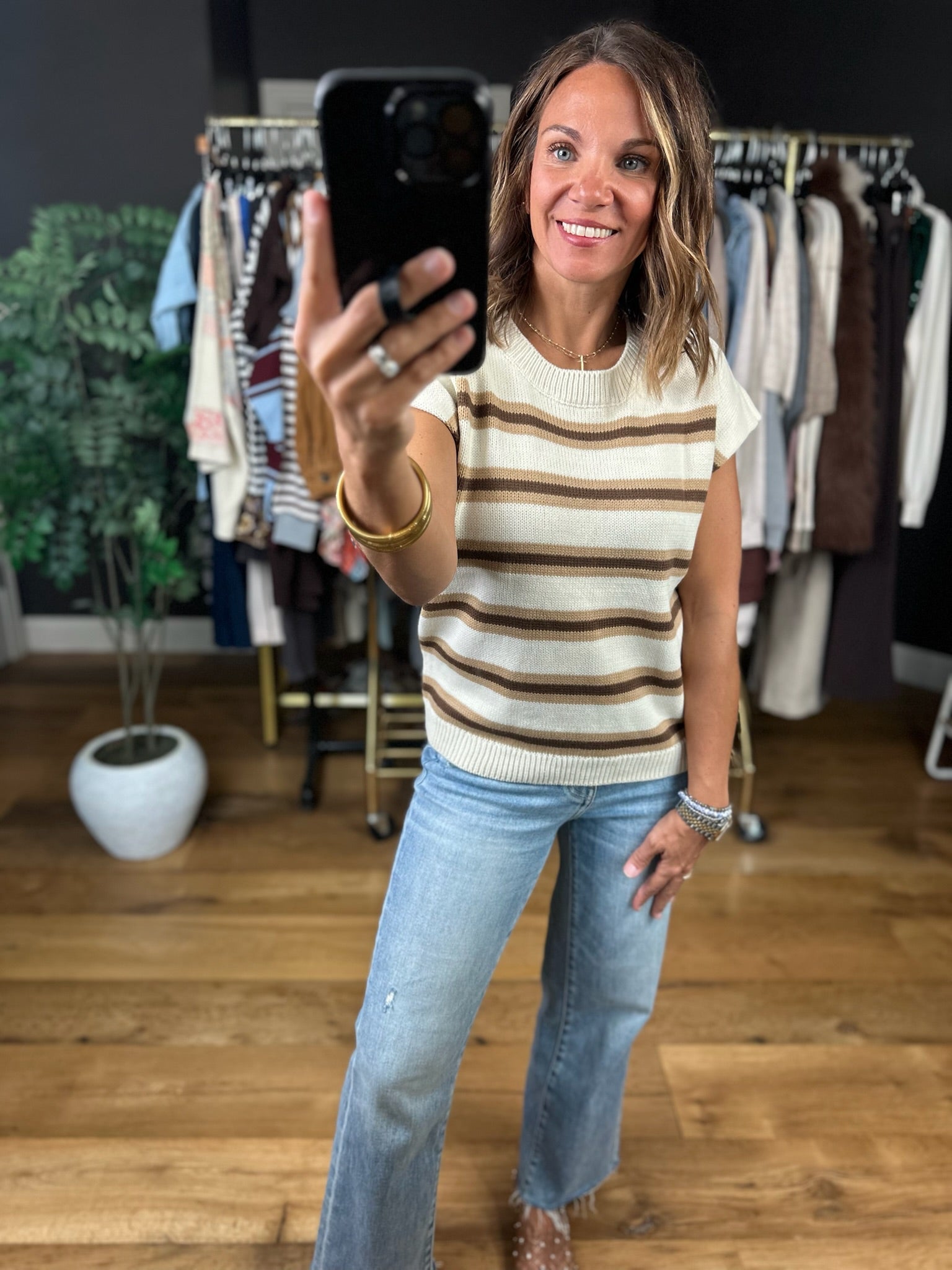 It Girl Energy Knit Top-Short Sleeves-Very J-Anna Kaytes Boutique, Women's Fashion Boutique in Grinnell, Iowa