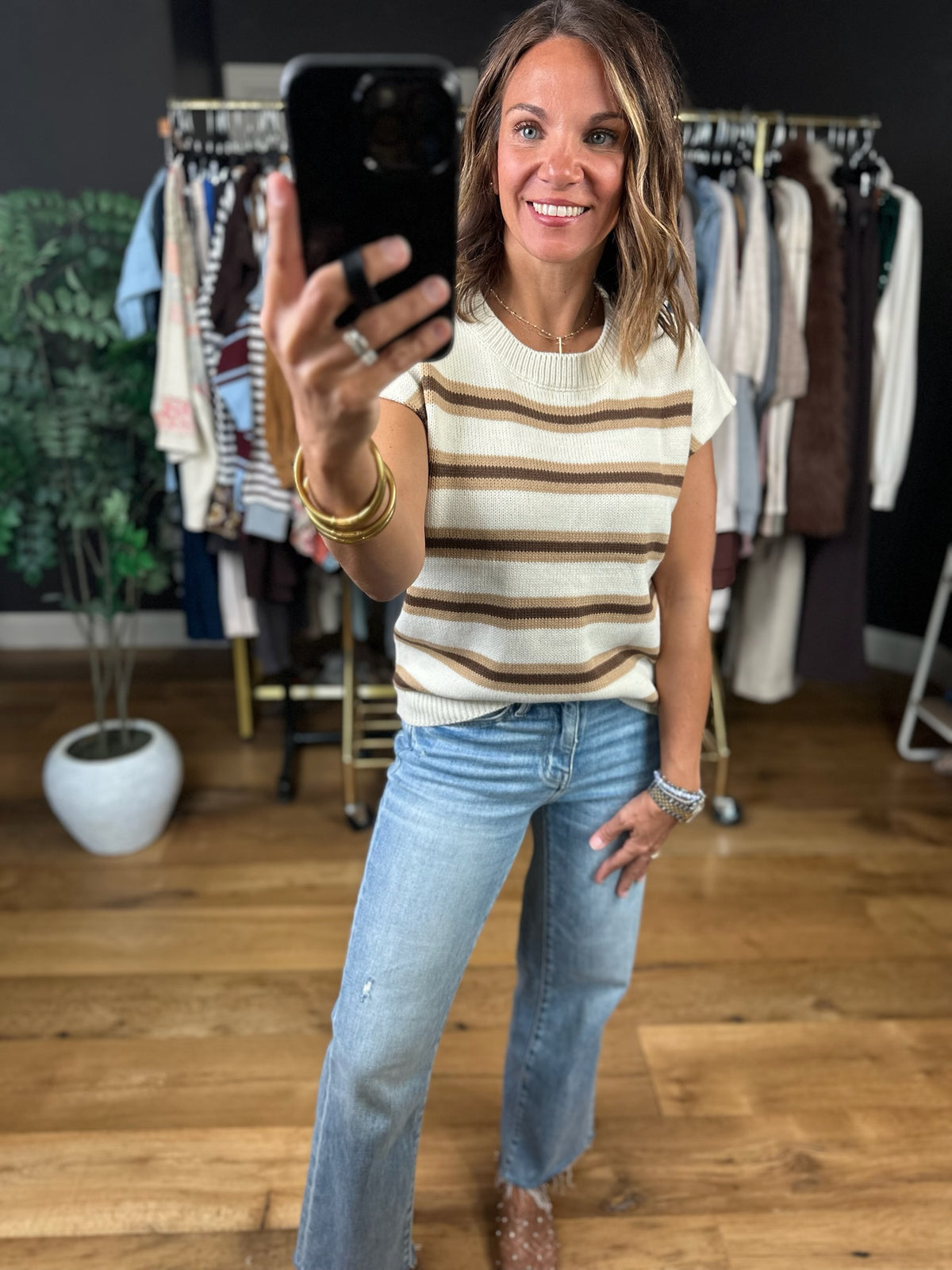It Girl Energy Knit Top-Short Sleeves-Very J-Anna Kaytes Boutique, Women's Fashion Boutique in Grinnell, Iowa