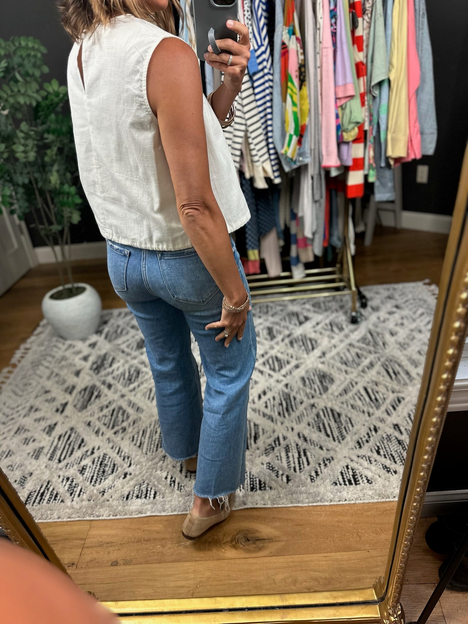 Into The Sun Tie-Front Linen Top-Sleeveless-Wishlist-Anna Kaytes Boutique, Women's Fashion Boutique in Grinnell, Iowa