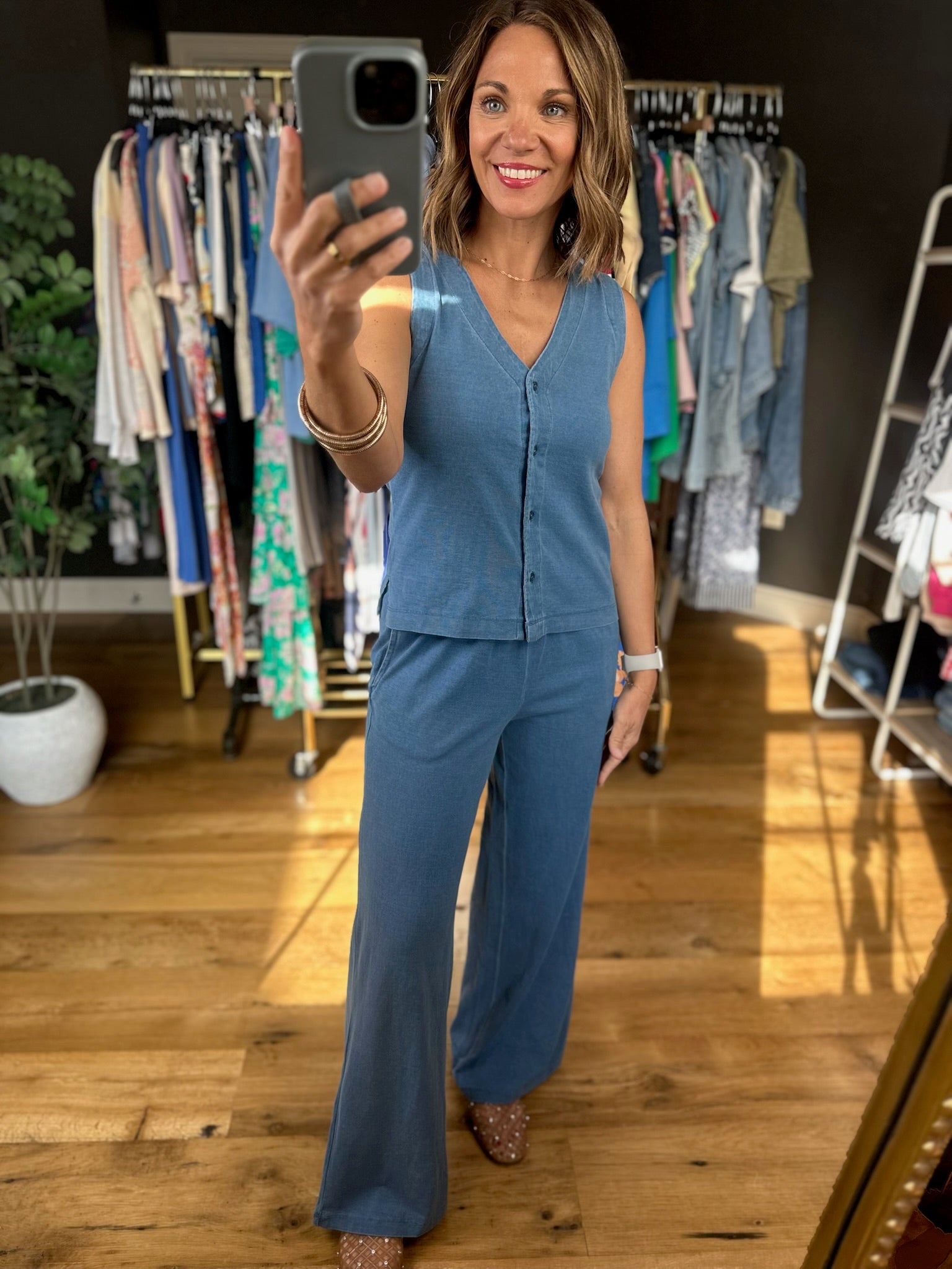 The Selena Button-Down Top + Pant Set-Sleeveless-Blu Pepper-Anna Kaytes Boutique, Women's Fashion Boutique in Grinnell, Iowa