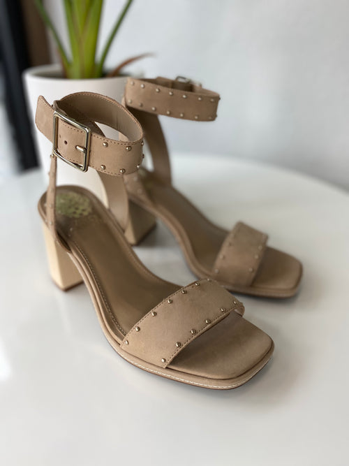 Vince Camuto City Sandal- Tortilla-Shoes-Vince Camuto- VC-Shreymin-Anna Kaytes Boutique, Women's Fashion Boutique in Grinnell, Iowa